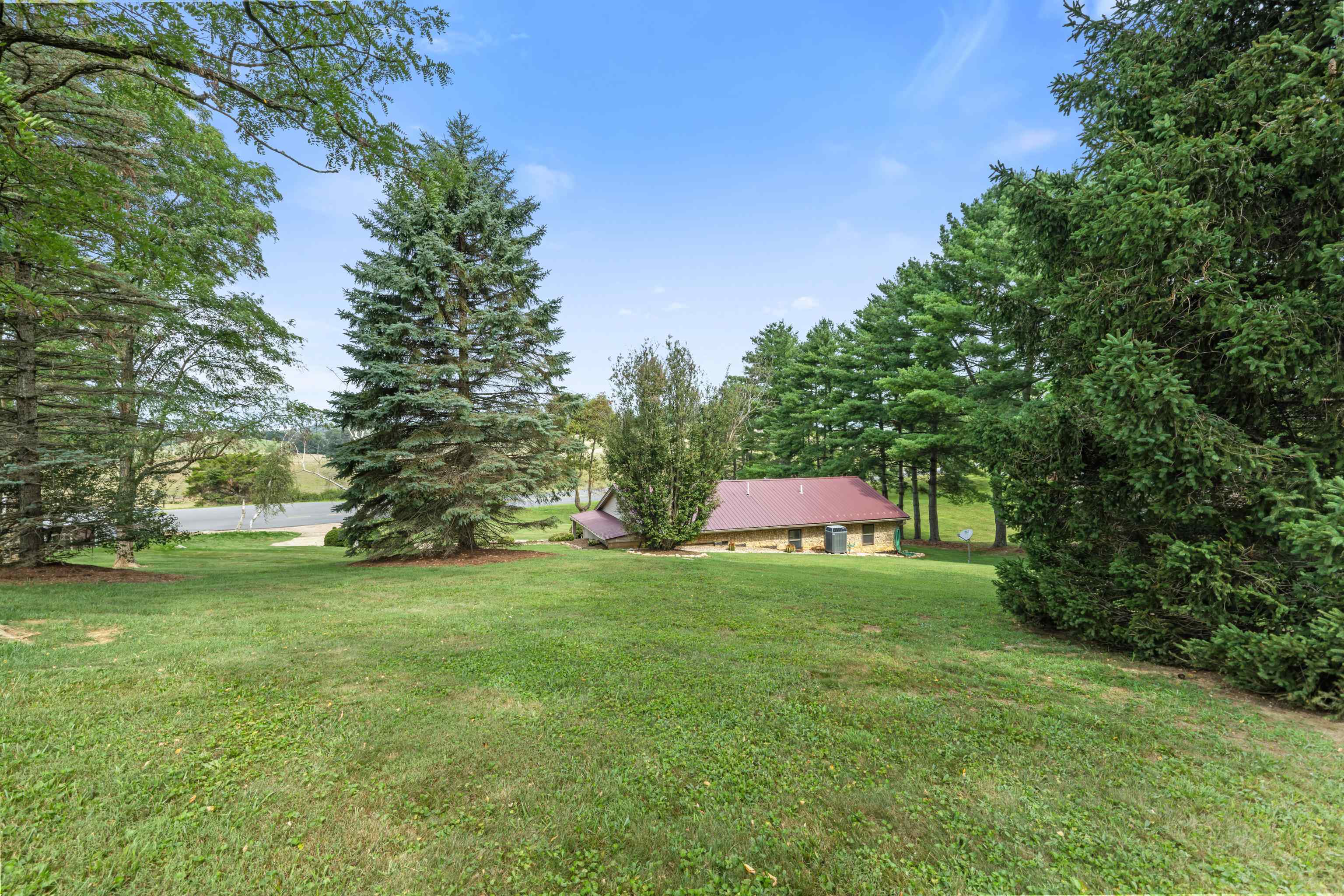 660 STERRETT RD, FAIRFIELD, Virginia 24435, 3 Bedrooms Bedrooms, ,1 BathroomBathrooms,Residential,660 STERRETT RD,679941 MLS # 679941 660 STERRETT RD, FAIRFIELD, Virginia 24435, 3 Bedrooms Bedrooms, ,1 BathroomBathrooms,Residential,660 STERRETT RD,679941 MLS # 679941