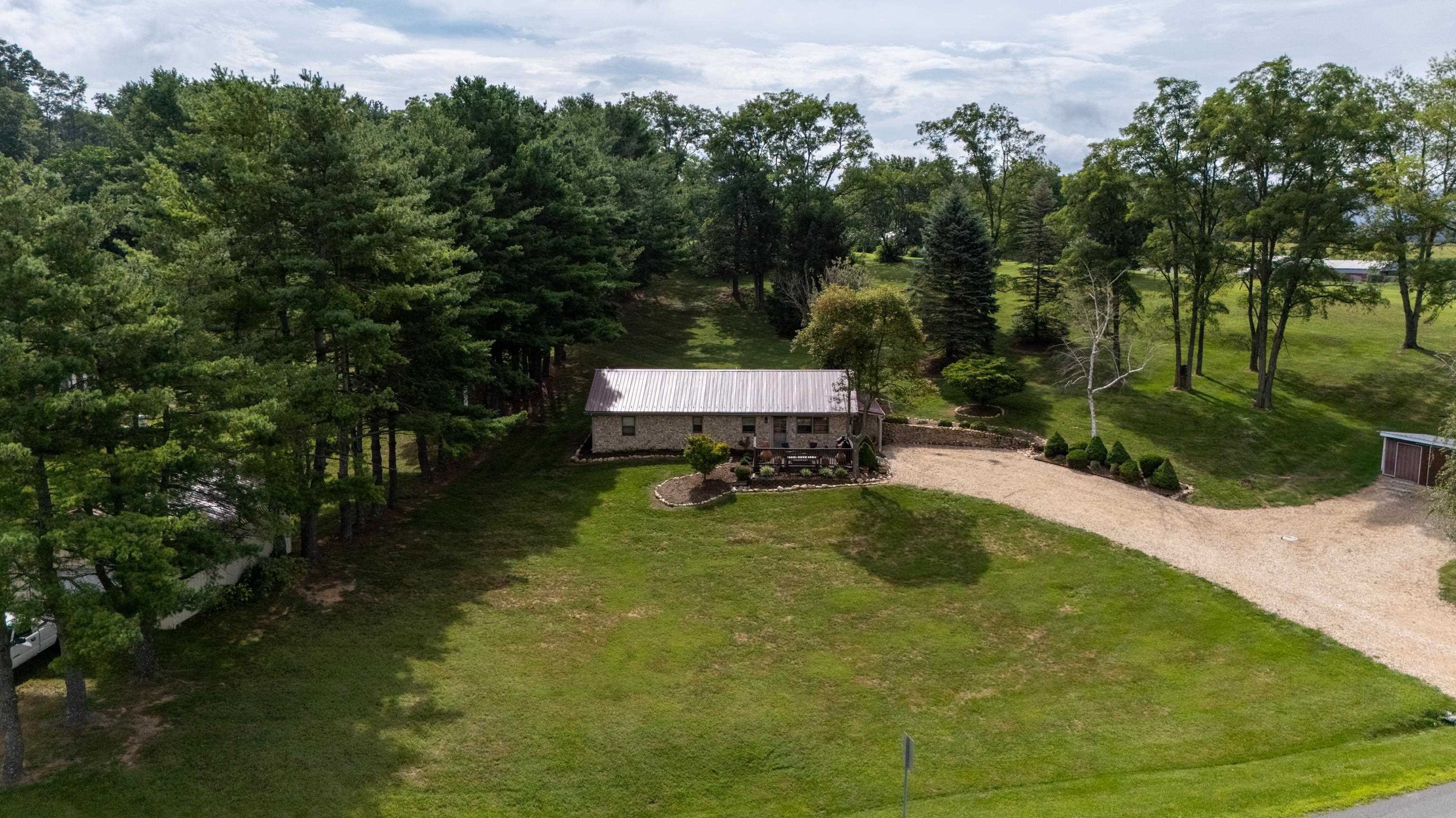 660 STERRETT RD, FAIRFIELD, Virginia 24435, 3 Bedrooms Bedrooms, ,1 BathroomBathrooms,Residential,660 STERRETT RD,679941 MLS # 679941 660 STERRETT RD, FAIRFIELD, Virginia 24435, 3 Bedrooms Bedrooms, ,1 BathroomBathrooms,Residential,660 STERRETT RD,679941 MLS # 679941