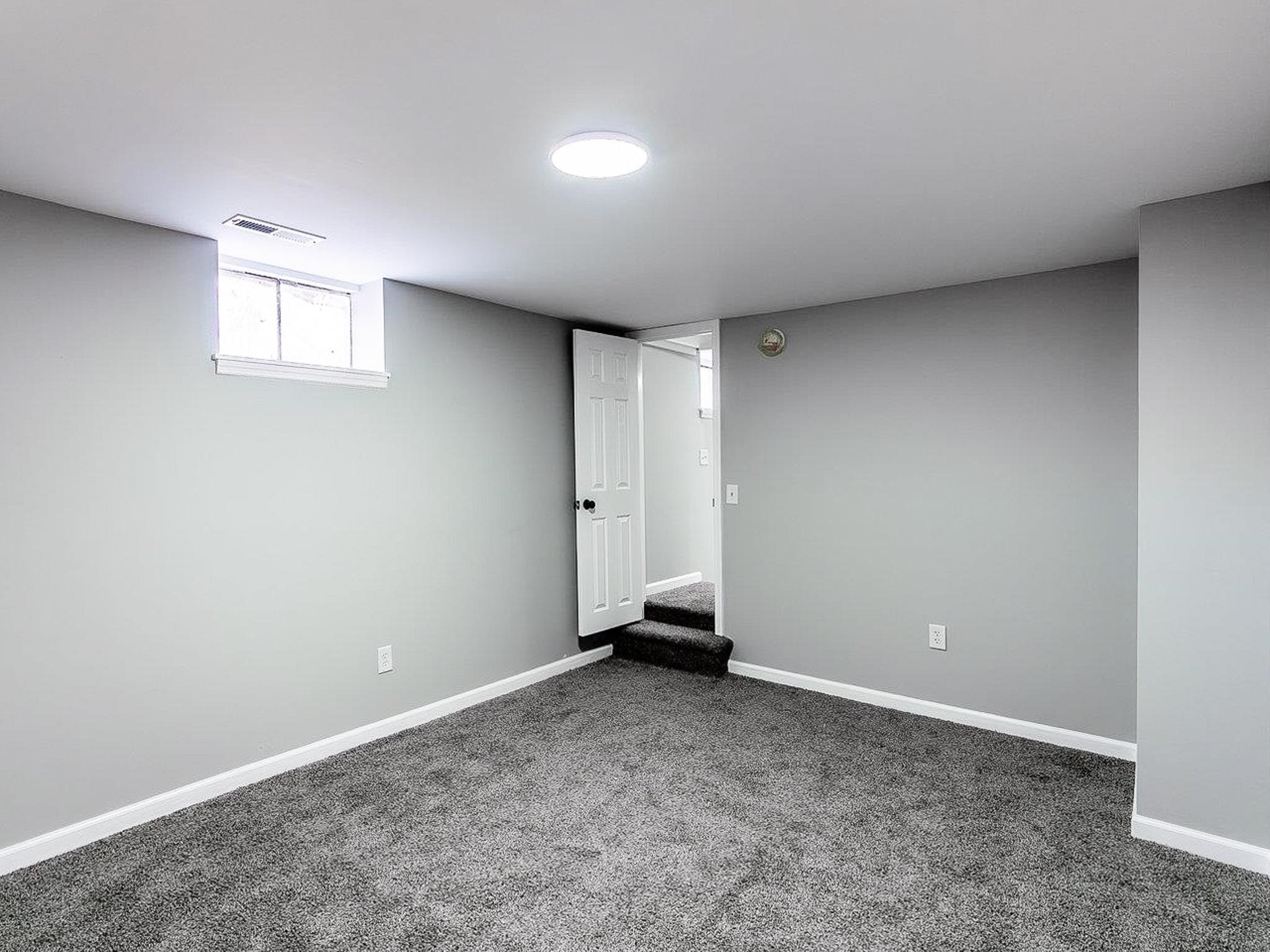 75 IDLEWOOD BLVD, STAUNTON, Virginia 24401, 4 Bedrooms Bedrooms, ,2 BathroomsBathrooms,Residential,75 IDLEWOOD BLVD,679945 MLS # 679945