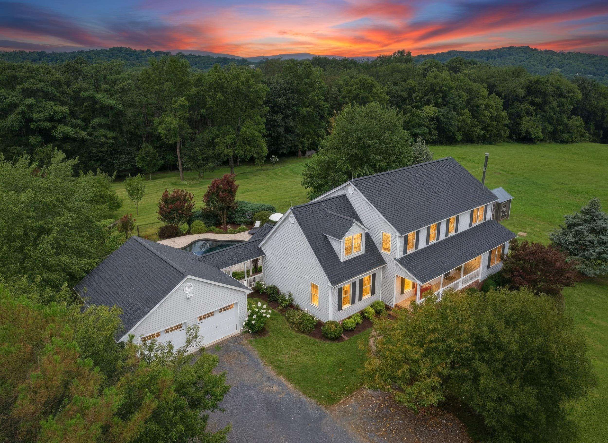 455 WHITE OAK GAP RD, STAUNTON, Virginia 24401, 4 Bedrooms Bedrooms, ,3 BathroomsBathrooms,Residential,455 WHITE OAK GAP RD,679949 MLS # 679949 455 WHITE OAK GAP RD, STAUNTON, Virginia 24401, 4 Bedrooms Bedrooms, ,3 BathroomsBathrooms,Residential,455 WHITE OAK GAP RD,679949 MLS # 679949