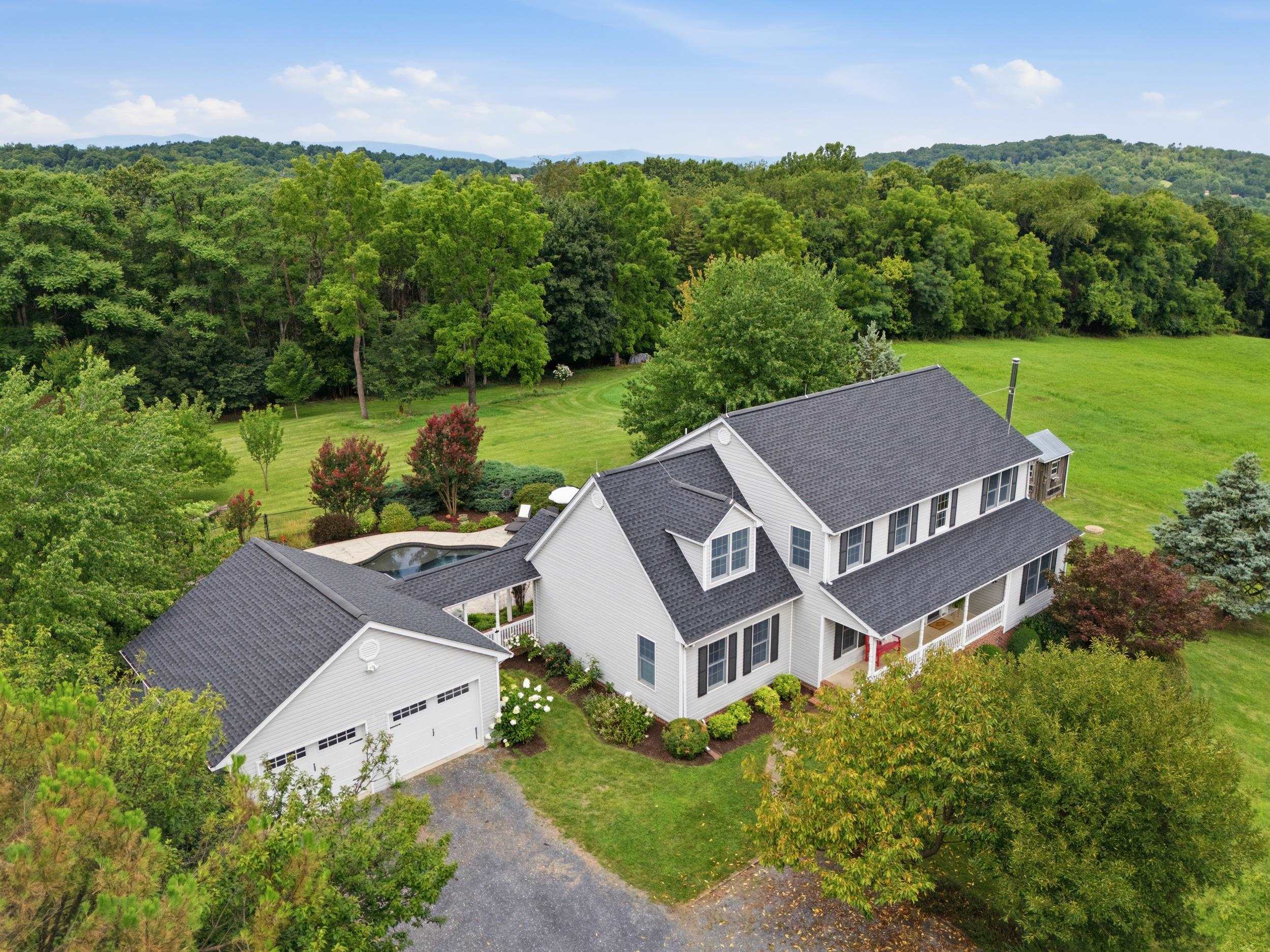 455 WHITE OAK GAP RD, STAUNTON, Virginia 24401, 4 Bedrooms Bedrooms, ,3 BathroomsBathrooms,Residential,455 WHITE OAK GAP RD,679949 MLS # 679949 455 WHITE OAK GAP RD, STAUNTON, Virginia 24401, 4 Bedrooms Bedrooms, ,3 BathroomsBathrooms,Residential,455 WHITE OAK GAP RD,679949 MLS # 679949