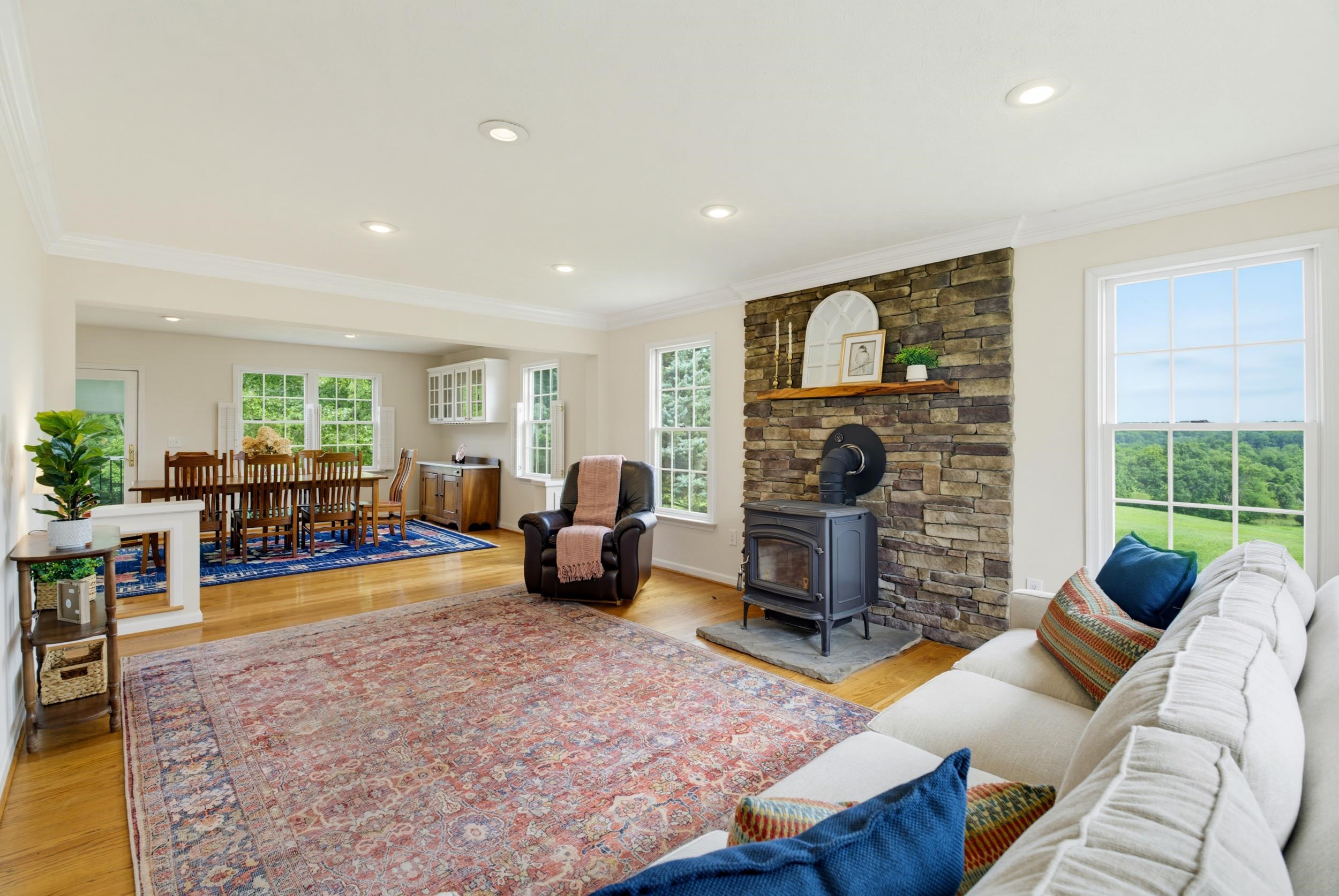 455 WHITE OAK GAP RD, STAUNTON, Virginia 24401, 4 Bedrooms Bedrooms, ,3 BathroomsBathrooms,Residential,455 WHITE OAK GAP RD,679949 MLS # 679949 455 WHITE OAK GAP RD, STAUNTON, Virginia 24401, 4 Bedrooms Bedrooms, ,3 BathroomsBathrooms,Residential,455 WHITE OAK GAP RD,679949 MLS # 679949