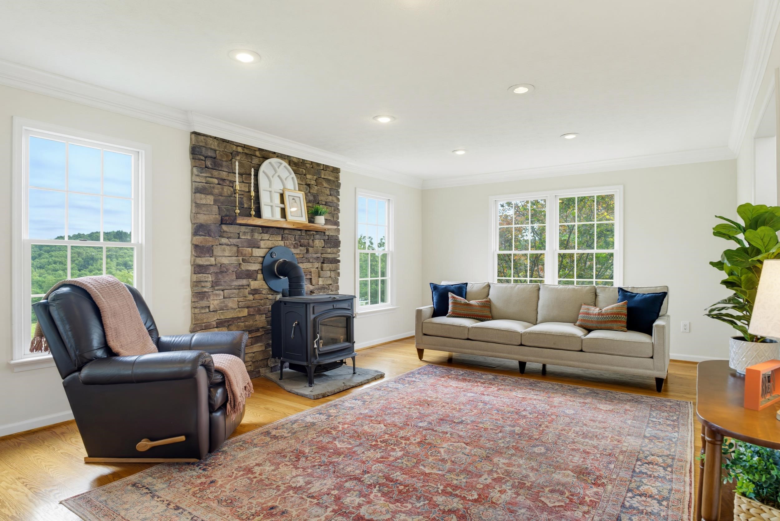 455 WHITE OAK GAP RD, STAUNTON, Virginia 24401, 4 Bedrooms Bedrooms, ,3 BathroomsBathrooms,Residential,455 WHITE OAK GAP RD,679949 MLS # 679949 455 WHITE OAK GAP RD, STAUNTON, Virginia 24401, 4 Bedrooms Bedrooms, ,3 BathroomsBathrooms,Residential,455 WHITE OAK GAP RD,679949 MLS # 679949