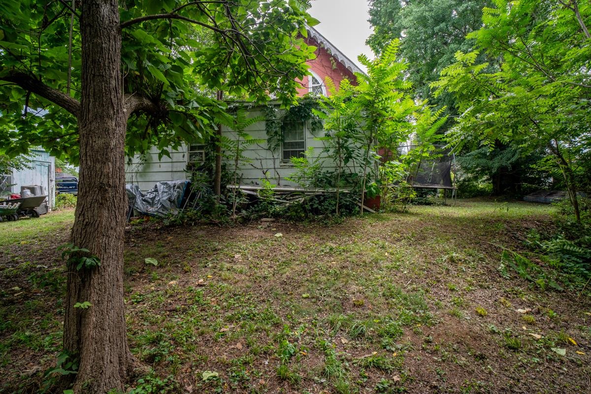 847 MAPLE AVE, STAUNTON, Virginia 24401, 3 Bedrooms Bedrooms, ,2 BathroomsBathrooms,Residential,847 MAPLE AVE,679951 MLS # 679951
