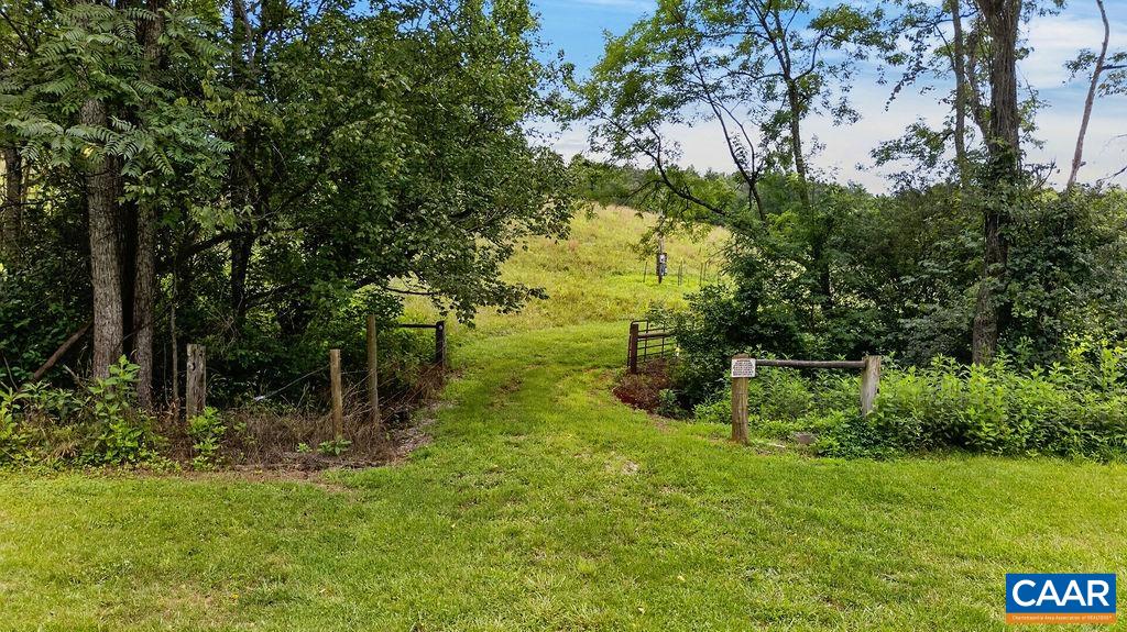 965 HORSESHOE DR, ARRINGTON, Virginia 22922, 4 Bedrooms Bedrooms, ,2 BathroomsBathrooms,Residential,965 HORSESHOE DR,679953 MLS # 679953