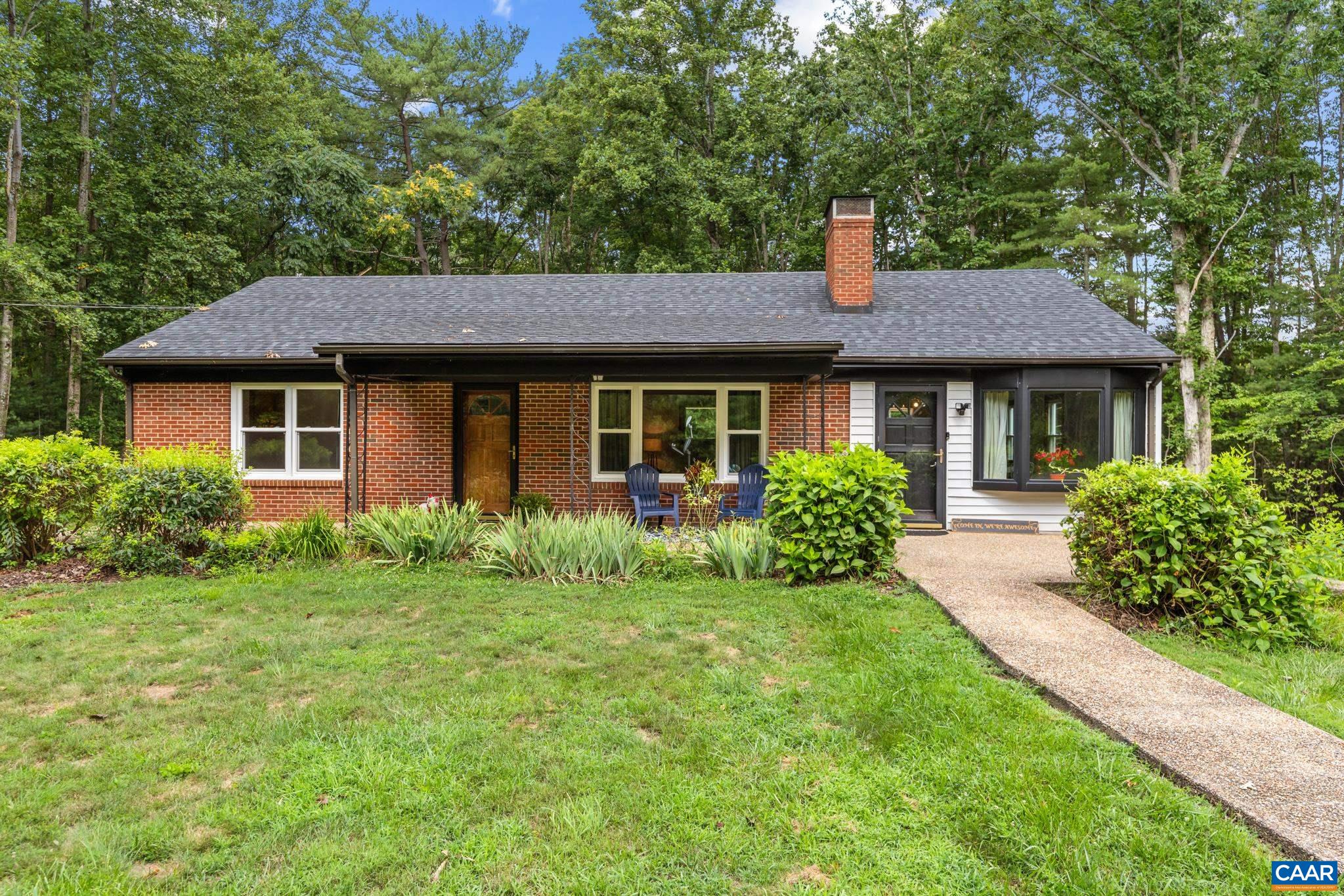 Sprawling brick rancher
