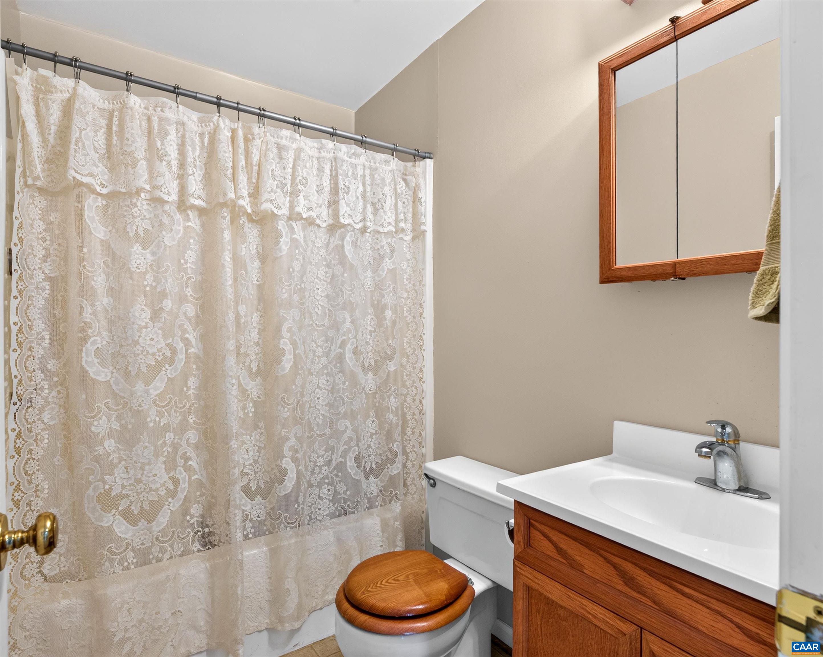1730 EASY LN, CHARLOTTESVILLE, Virginia 22911, 4 Bedrooms Bedrooms, ,2 BathroomsBathrooms,Residential,1730 EASY LN,679954 MLS # 679954