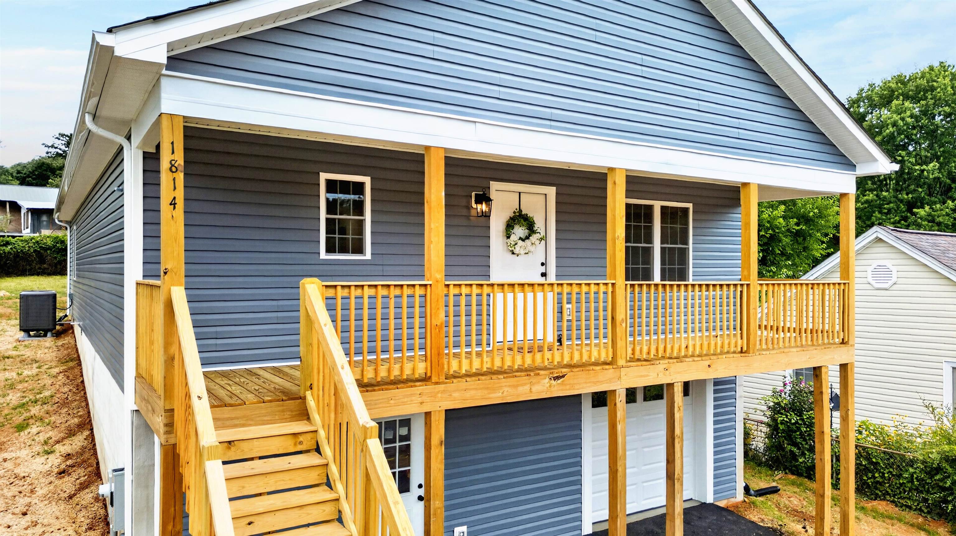 1814 VINSON ST, STAUNTON, Virginia 24401, 3 Bedrooms Bedrooms, ,2 BathroomsBathrooms,Residential,1814 VINSON ST,679957 MLS # 679957