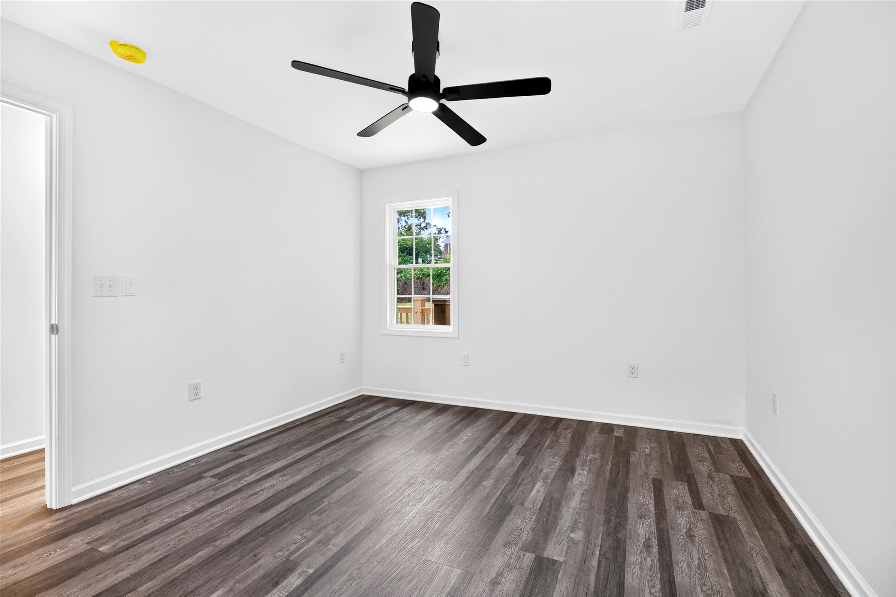 1814 VINSON ST, STAUNTON, Virginia 24401, 3 Bedrooms Bedrooms, ,2 BathroomsBathrooms,Residential,1814 VINSON ST,679957 MLS # 679957
