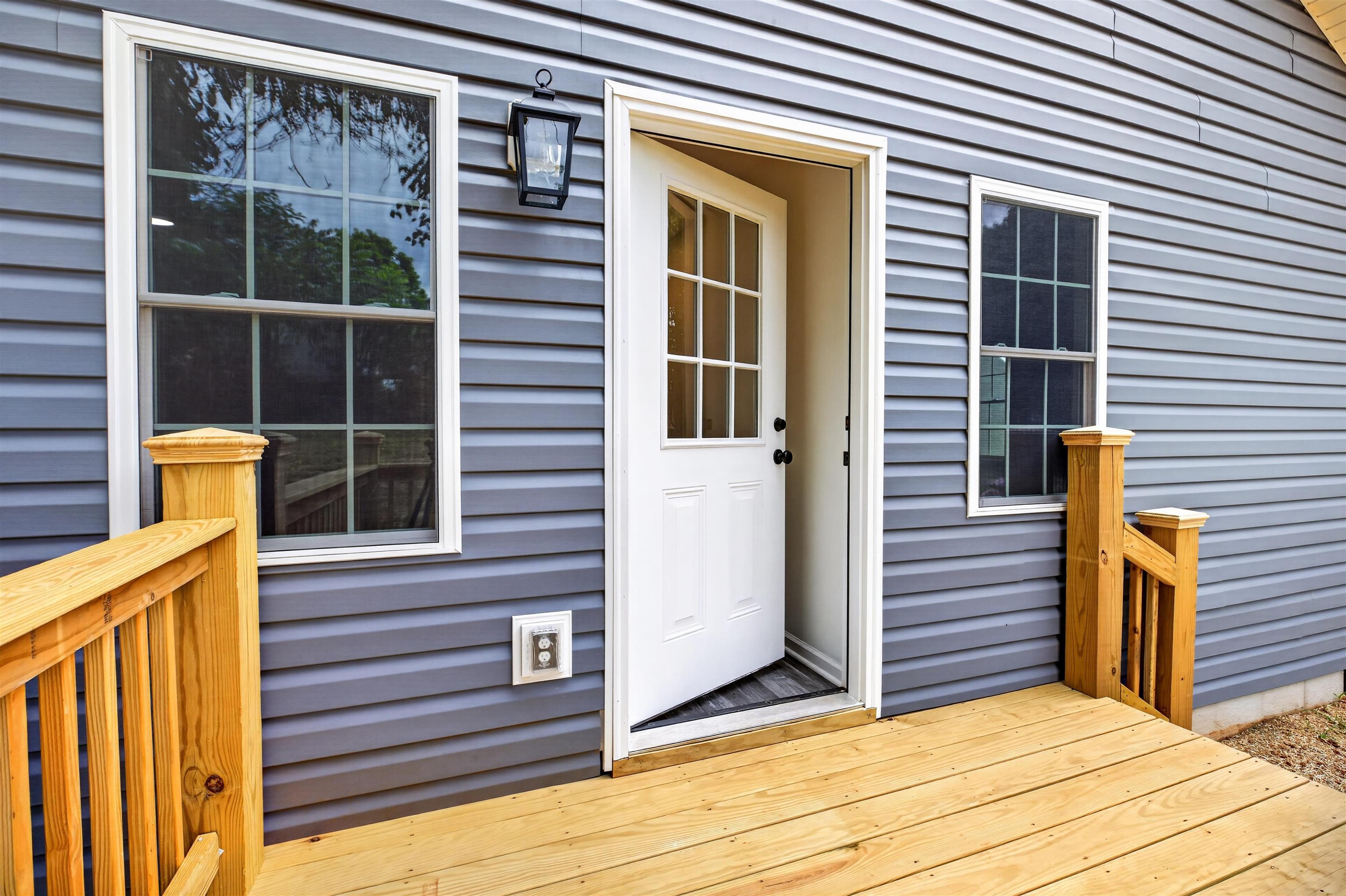 1814 VINSON ST, STAUNTON, Virginia 24401, 3 Bedrooms Bedrooms, ,2 BathroomsBathrooms,Residential,1814 VINSON ST,679957 MLS # 679957
