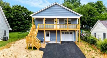 1814 VINSON ST, STAUNTON, Virginia 24401, 3 Bedrooms Bedrooms, ,2 BathroomsBathrooms,Residential,1814 VINSON ST,679957 MLS # 679957