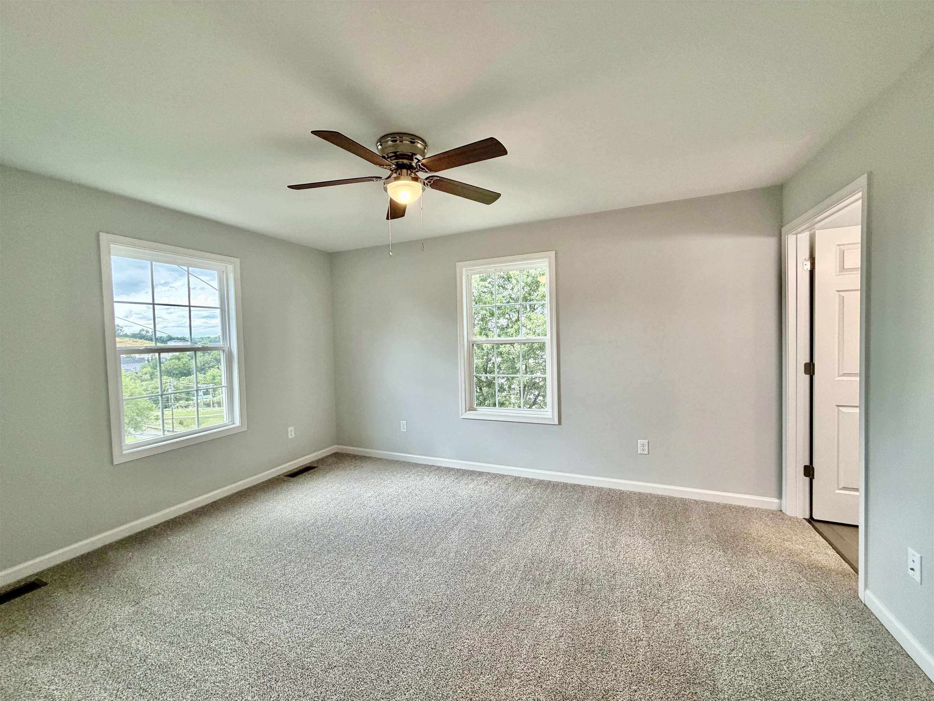 715 MINEOLA ST, STAUNTON, Virginia 24401, 3 Bedrooms Bedrooms, ,2 BathroomsBathrooms,Residential,715 MINEOLA ST,679964 MLS # 679964