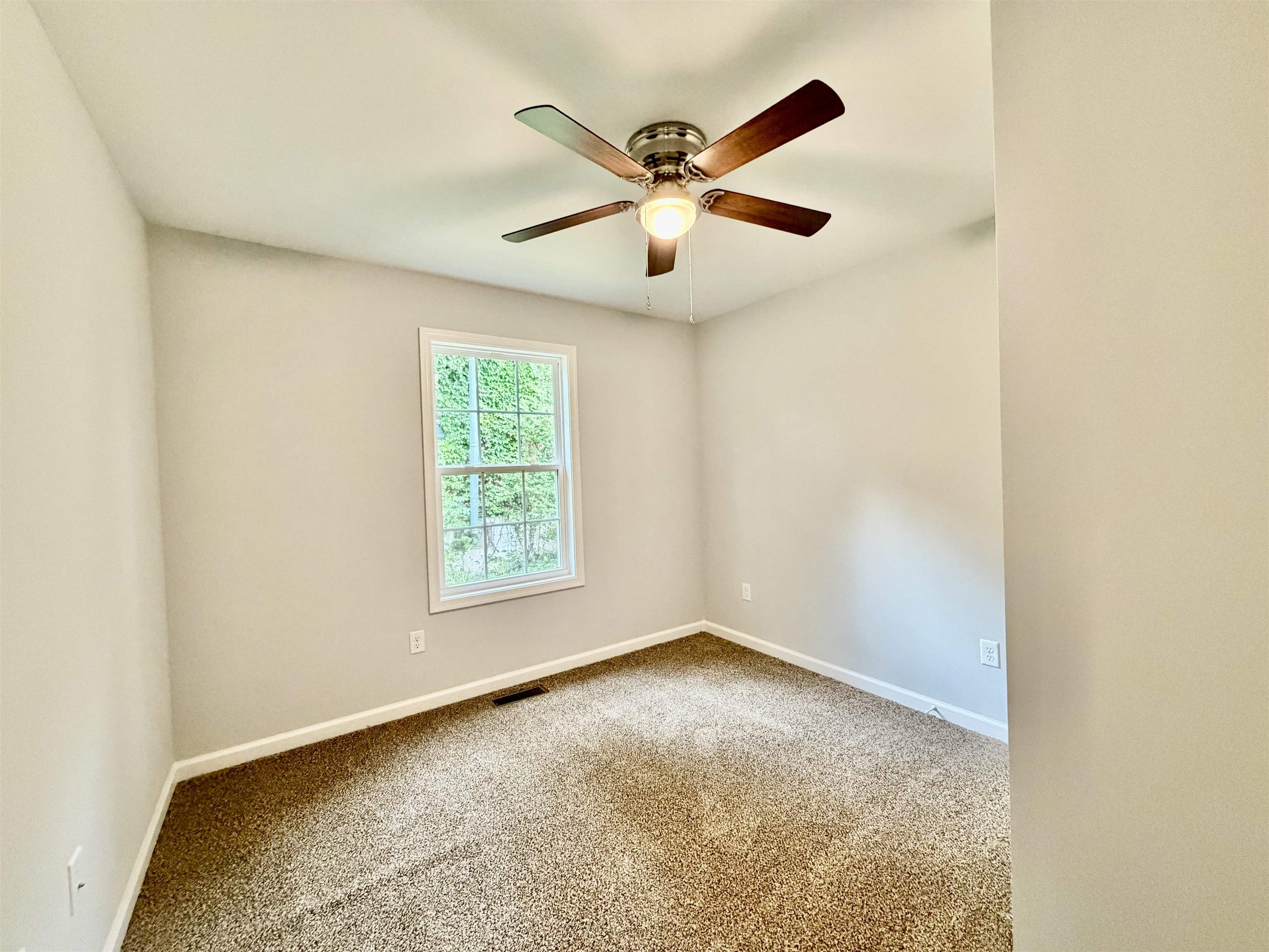 715 MINEOLA ST, STAUNTON, Virginia 24401, 3 Bedrooms Bedrooms, ,2 BathroomsBathrooms,Residential,715 MINEOLA ST,679964 MLS # 679964