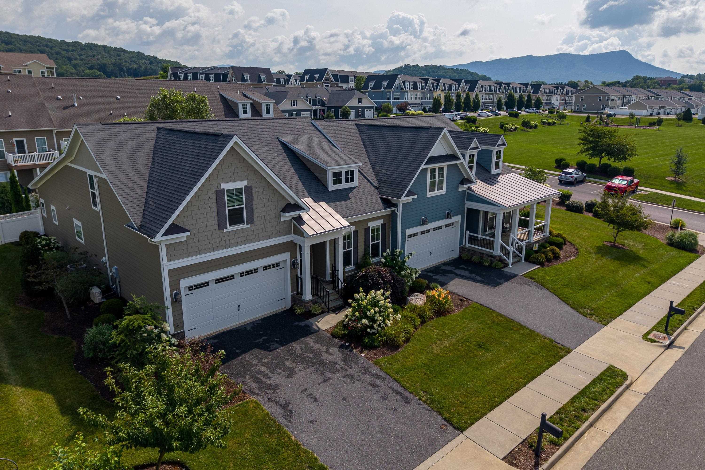 3079 PRESTON LAKE BLVD, ROCKINGHAM, Virginia 22801, 3 Bedrooms Bedrooms, ,3 BathroomsBathrooms,Residential,3079 PRESTON LAKE BLVD,679991 MLS # 679991