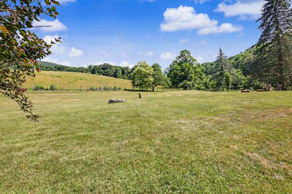 531 LOWLAND FARMS RD, HOT SPRINGS, Virginia 24445, 4 Bedrooms Bedrooms, ,3 BathroomsBathrooms,Residential,Lowland Farms,531 LOWLAND FARMS RD,679992 MLS # 679992