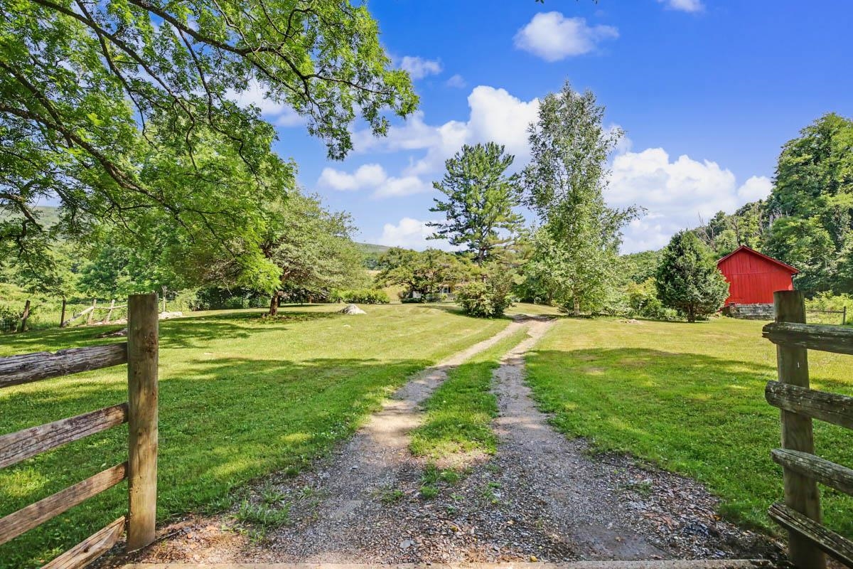 531 LOWLAND FARMS RD, HOT SPRINGS, Virginia 24445, 4 Bedrooms Bedrooms, ,3 BathroomsBathrooms,Residential,Lowland Farms,531 LOWLAND FARMS RD,679992 MLS # 679992