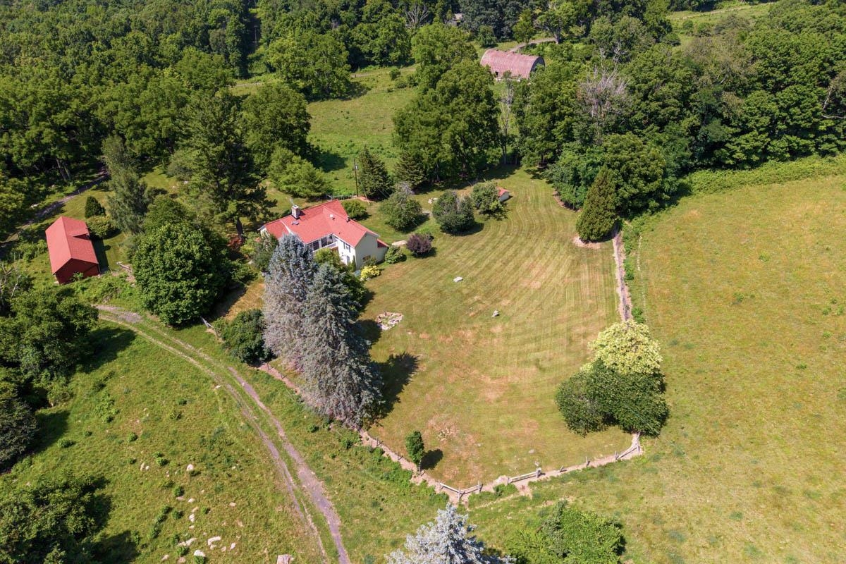 531 LOWLAND FARMS RD, HOT SPRINGS, Virginia 24445, 4 Bedrooms Bedrooms, ,3 BathroomsBathrooms,Residential,Lowland Farms,531 LOWLAND FARMS RD,679992 MLS # 679992