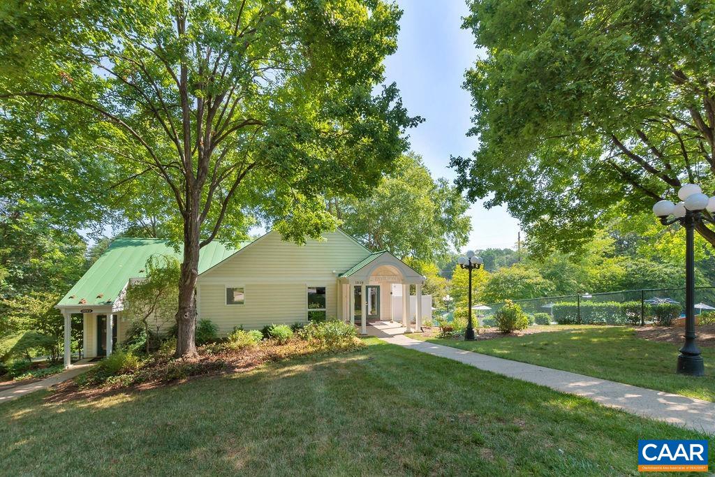1893 AMBERFIELD DR, CHARLOTTESVILLE, Virginia 22911, 4 Bedrooms Bedrooms, ,2 BathroomsBathrooms,Residential,1893 AMBERFIELD DR,679965 MLS # 679965