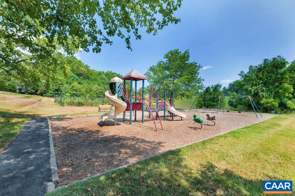 1893 AMBERFIELD DR, CHARLOTTESVILLE, Virginia 22911, 4 Bedrooms Bedrooms, ,2 BathroomsBathrooms,Residential,1893 AMBERFIELD DR,679965 MLS # 679965