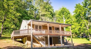 32 BACK HOLW, LEXINGTON, Virginia 24450, 2 Bedrooms Bedrooms, ,1 BathroomBathrooms,Residential,32 BACK HOLW,677823 MLS # 677823