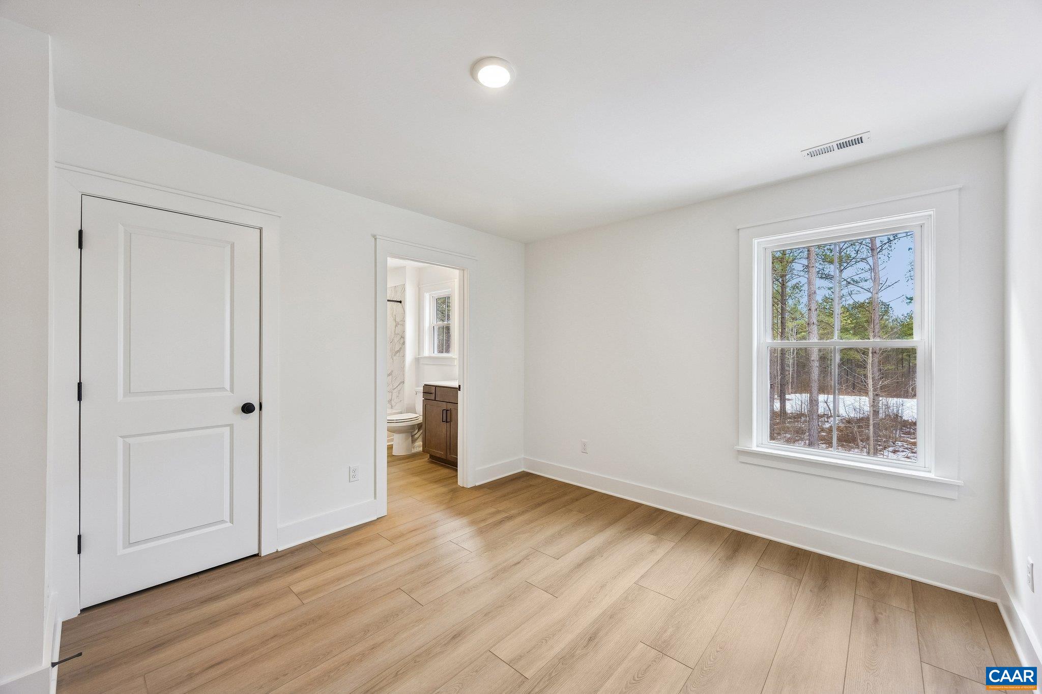 Shown with optional ensuite