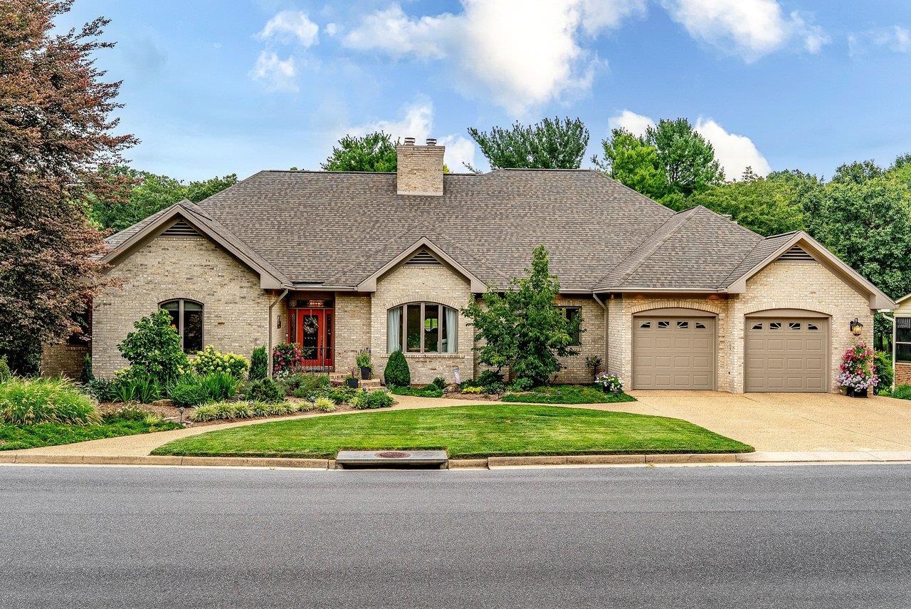 231 DIVOT DR, HARRISONBURG, Virginia 22802, 5 Bedrooms Bedrooms, ,3 BathroomsBathrooms,Residential,231 DIVOT DR,680005 MLS # 680005