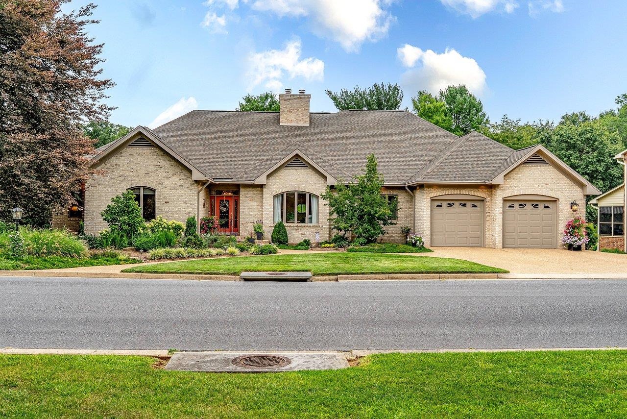 231 DIVOT DR, HARRISONBURG, Virginia 22802, 5 Bedrooms Bedrooms, ,3 BathroomsBathrooms,Residential,231 DIVOT DR,680005 MLS # 680005