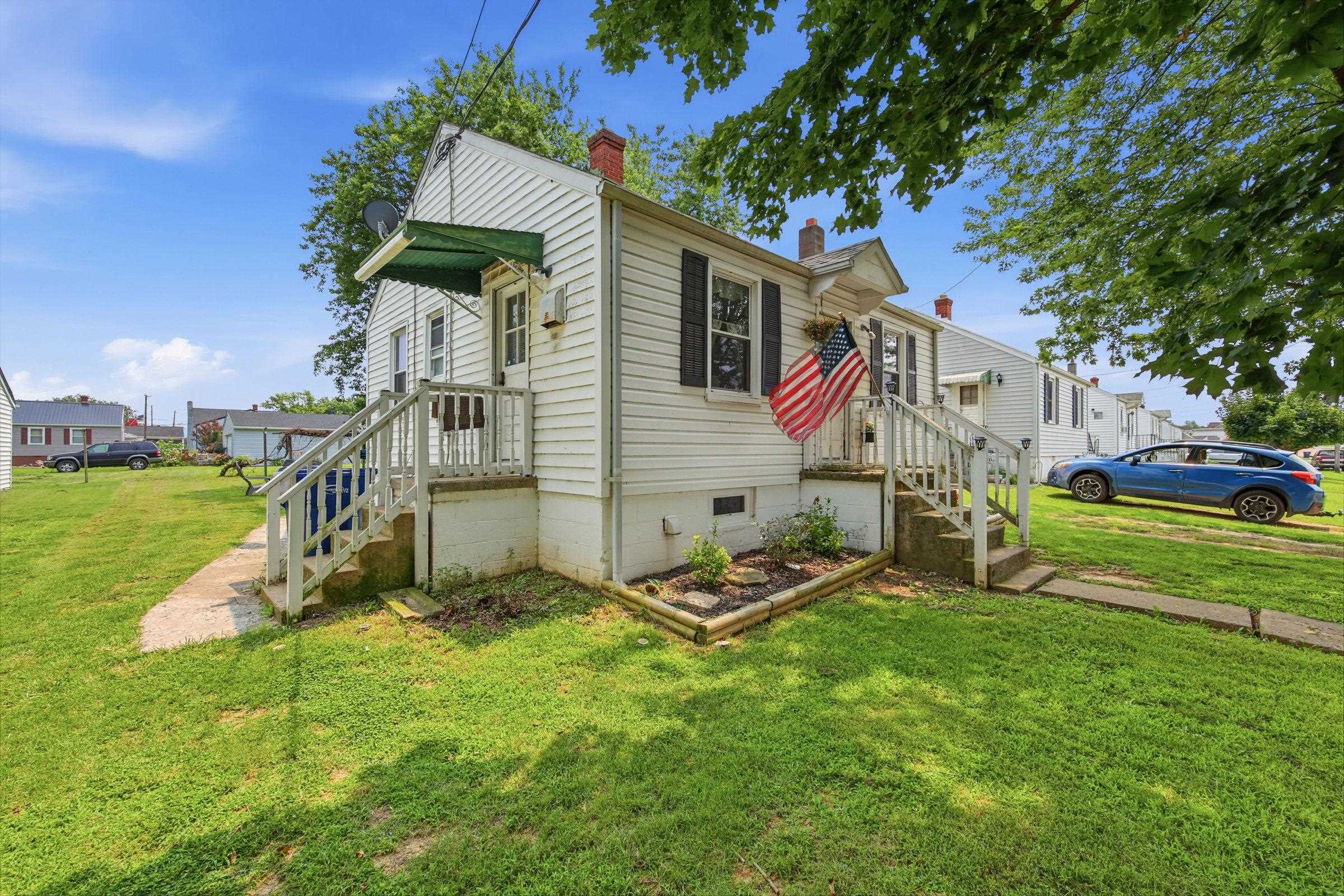 321 2ND AVE, TIMBERVILLE, Virginia 22853, 2 Bedrooms Bedrooms, ,1 BathroomBathrooms,Residential,321 2ND AVE,680009 MLS # 680009 321 2ND AVE, TIMBERVILLE, Virginia 22853, 2 Bedrooms Bedrooms, ,1 BathroomBathrooms,Residential,321 2ND AVE,680009 MLS # 680009