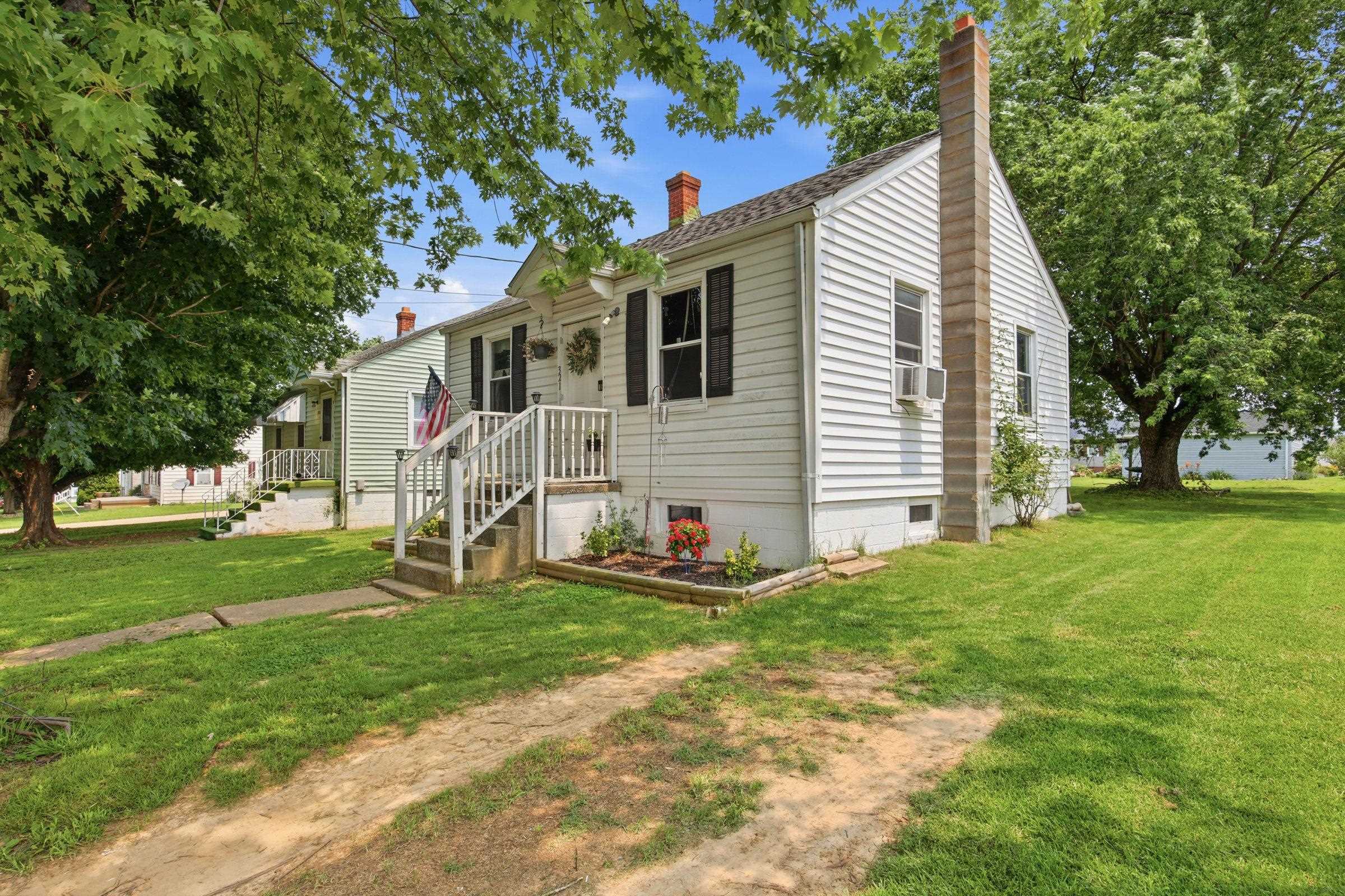 321 2ND AVE, TIMBERVILLE, Virginia 22853, 2 Bedrooms Bedrooms, ,1 BathroomBathrooms,Residential,321 2ND AVE,680009 MLS # 680009 321 2ND AVE, TIMBERVILLE, Virginia 22853, 2 Bedrooms Bedrooms, ,1 BathroomBathrooms,Residential,321 2ND AVE,680009 MLS # 680009