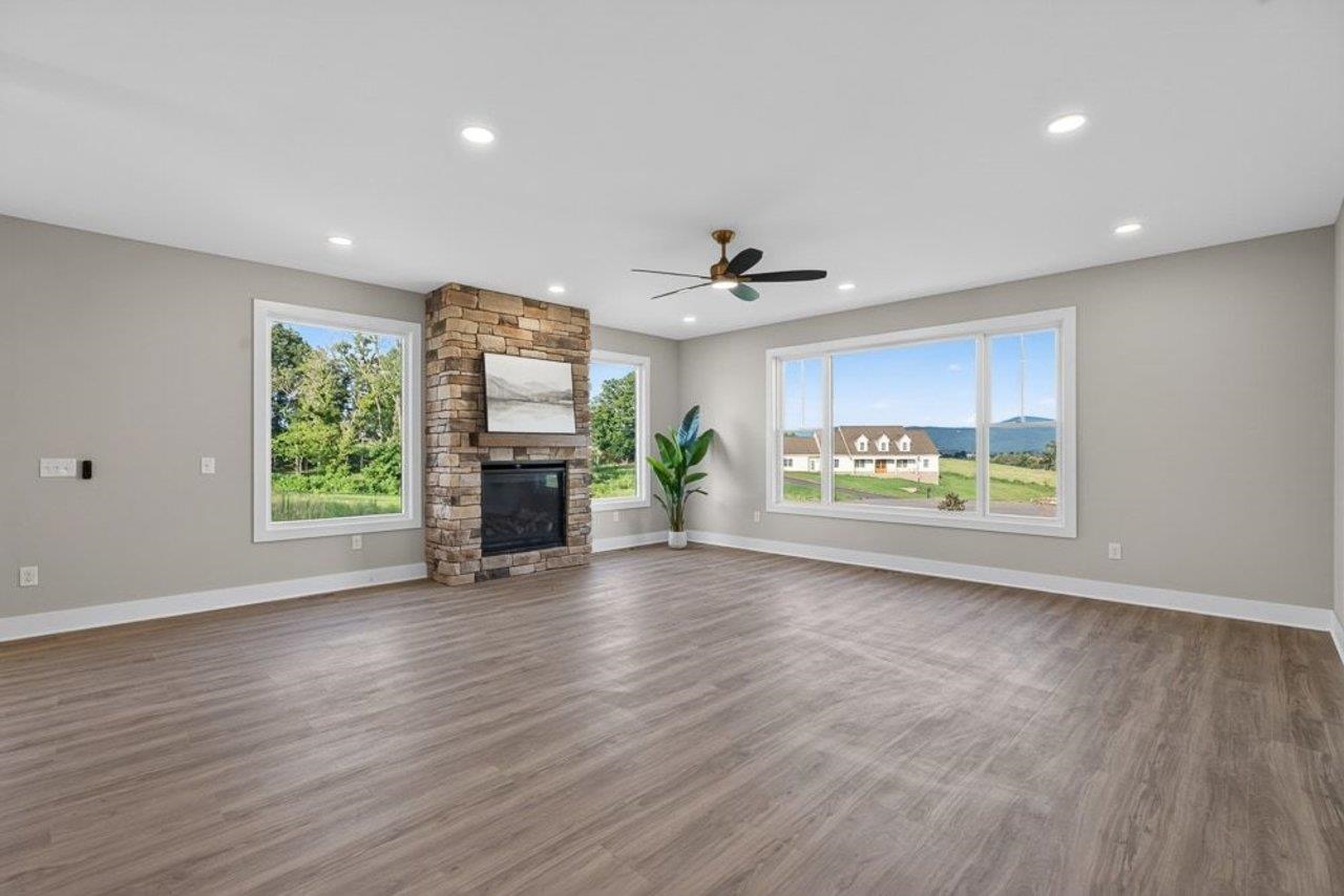 5025 BOXER LOOP, MCGAHEYSVILLE, Virginia 22840, 4 Bedrooms Bedrooms, ,2 BathroomsBathrooms,Residential,5025 BOXER LOOP,680012 MLS # 680012 5025 BOXER LOOP, MCGAHEYSVILLE, Virginia 22840, 4 Bedrooms Bedrooms, ,2 BathroomsBathrooms,Residential,5025 BOXER LOOP,680012 MLS # 680012