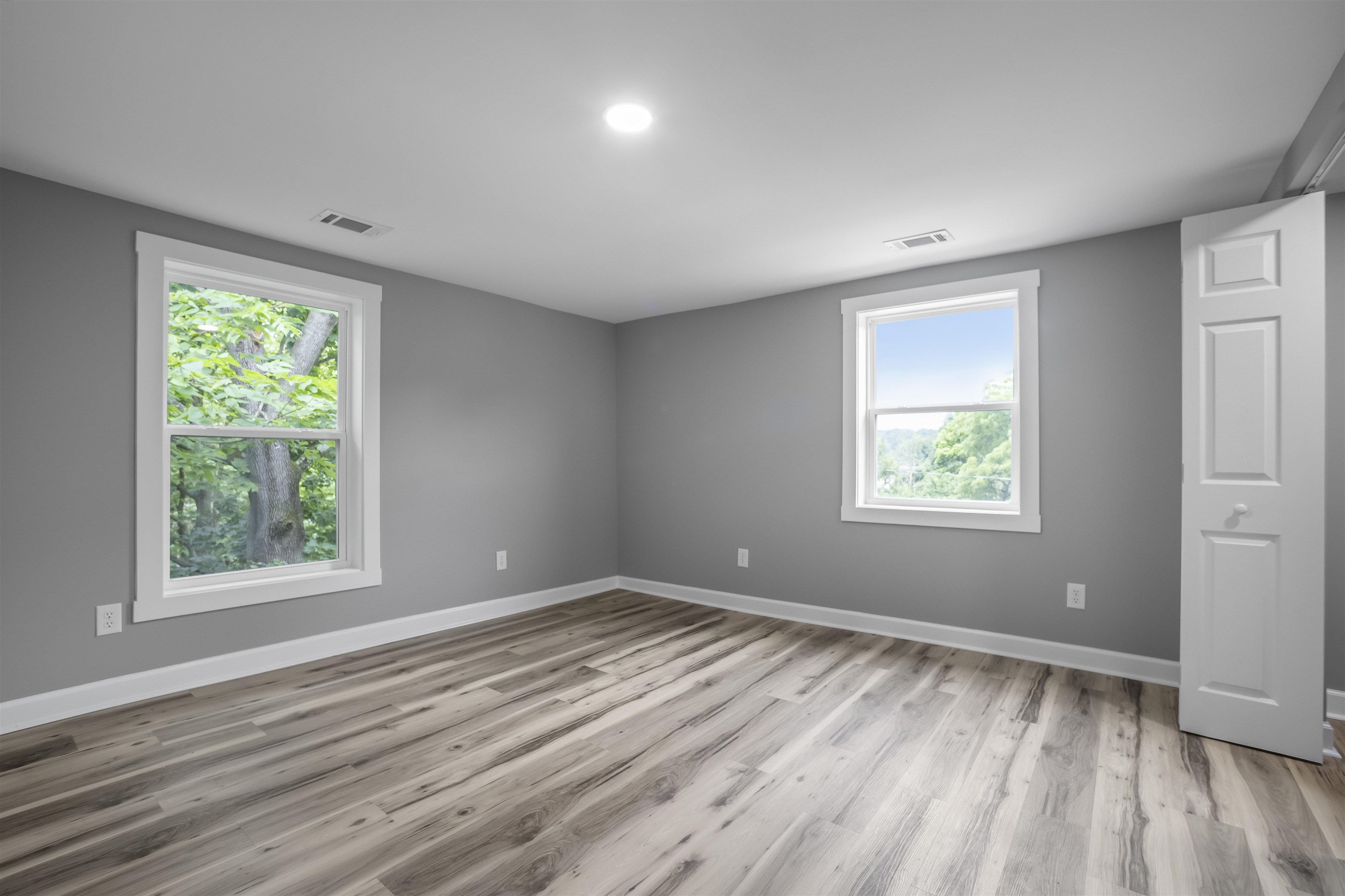 427 MONTGOMERY AVE, STAUNTON, Virginia 24401, 3 Bedrooms Bedrooms, ,2 BathroomsBathrooms,Residential,427 MONTGOMERY AVE,680015 MLS # 680015