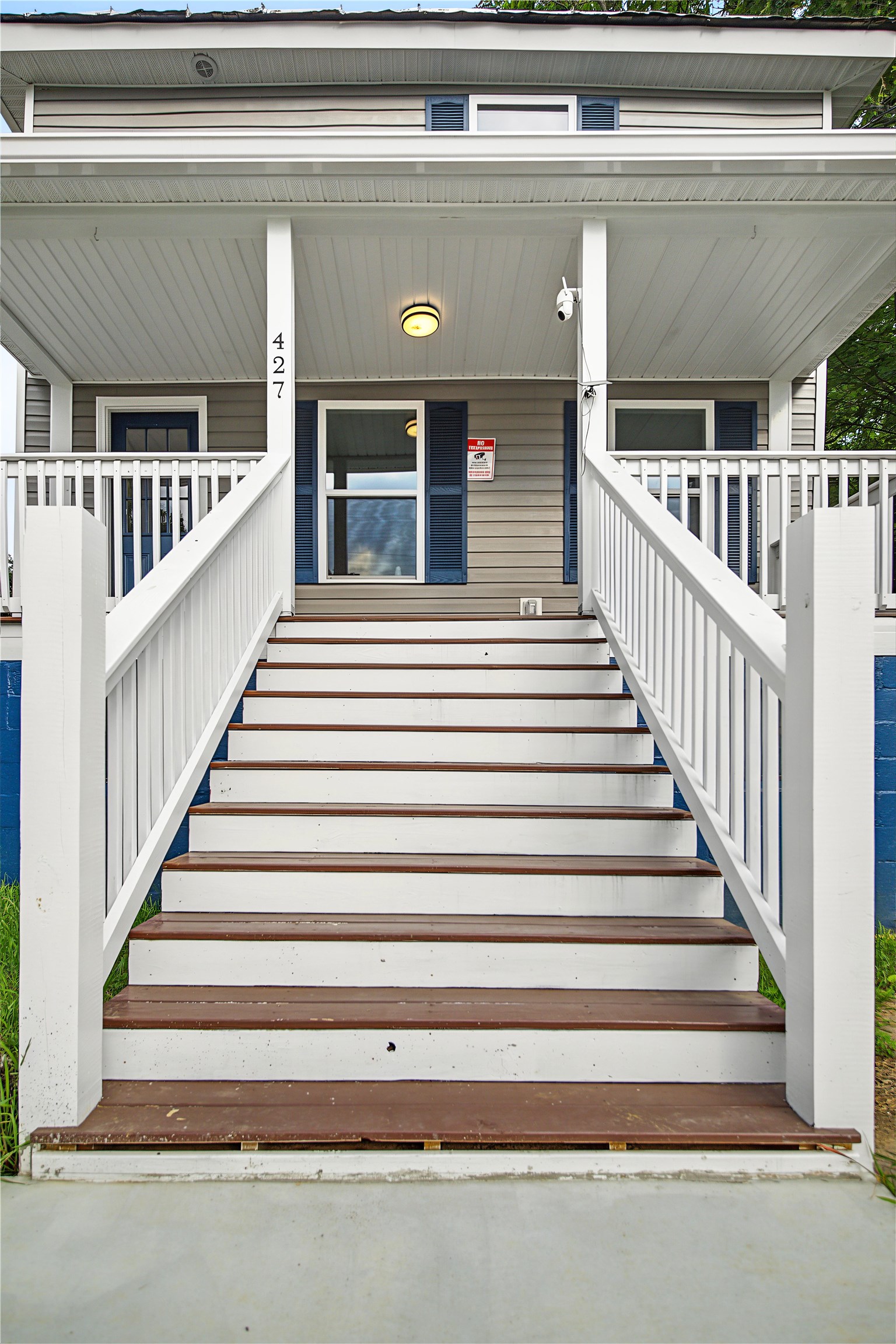427 MONTGOMERY AVE, STAUNTON, Virginia 24401, 3 Bedrooms Bedrooms, ,2 BathroomsBathrooms,Residential,427 MONTGOMERY AVE,680015 MLS # 680015