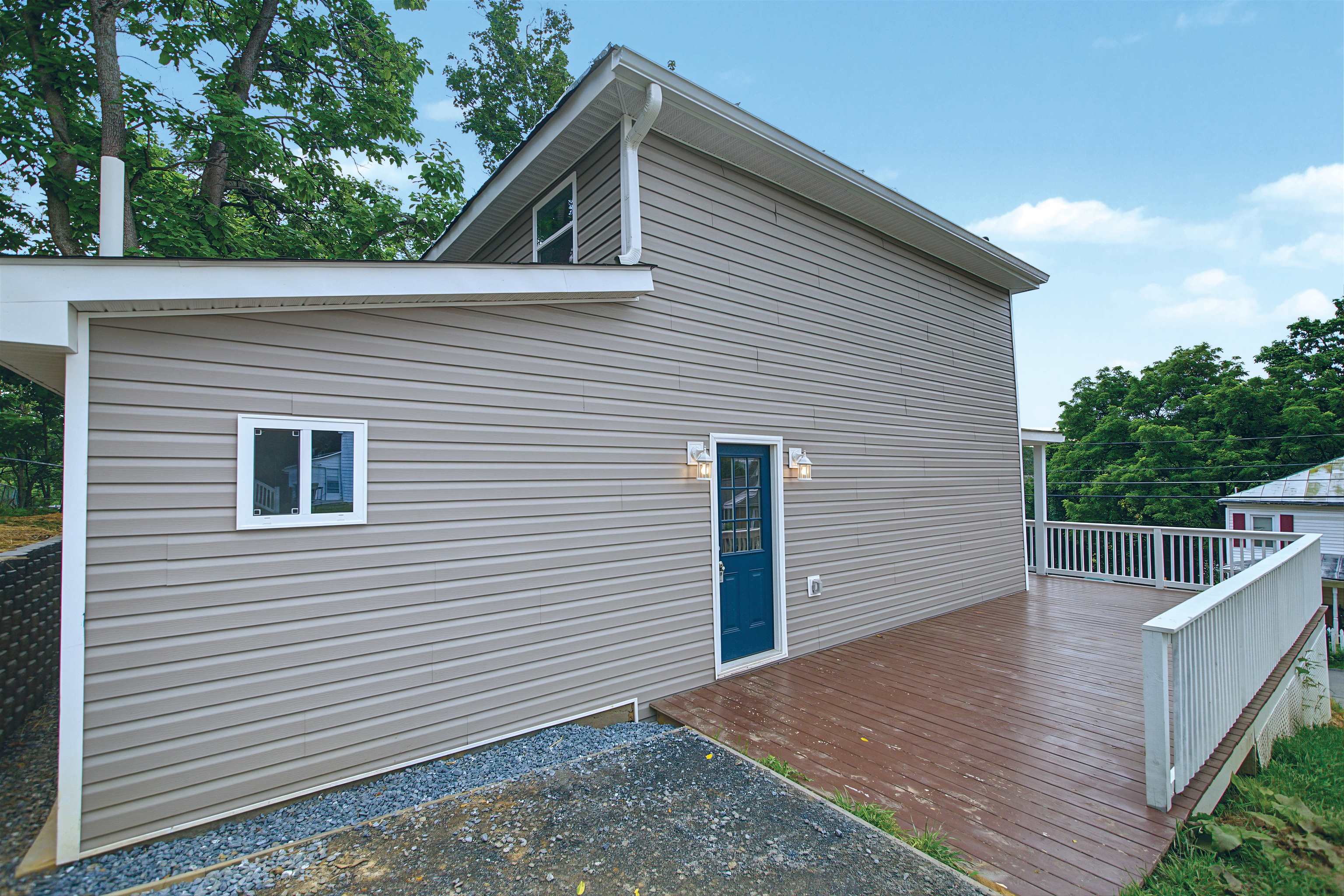 427 MONTGOMERY AVE, STAUNTON, Virginia 24401, 3 Bedrooms Bedrooms, ,2 BathroomsBathrooms,Residential,427 MONTGOMERY AVE,680015 MLS # 680015