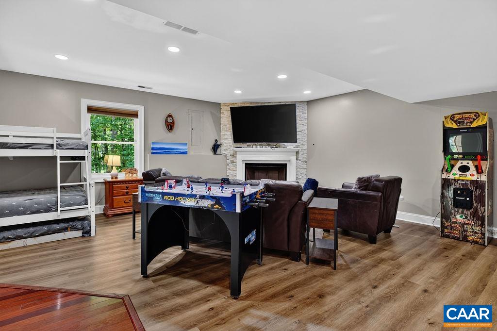 118 STONEY CREEK WEST, NELLYSFORD, Virginia 22958, 4 Bedrooms Bedrooms, ,3 BathroomsBathrooms,Residential,Sip 'n' Ski,118 STONEY CREEK WEST,679950 MLS # 679950 118 STONEY CREEK WEST, NELLYSFORD, Virginia 22958, 4 Bedrooms Bedrooms, ,3 BathroomsBathrooms,Residential,Sip 'n' Ski,118 STONEY CREEK WEST,679950 MLS # 679950