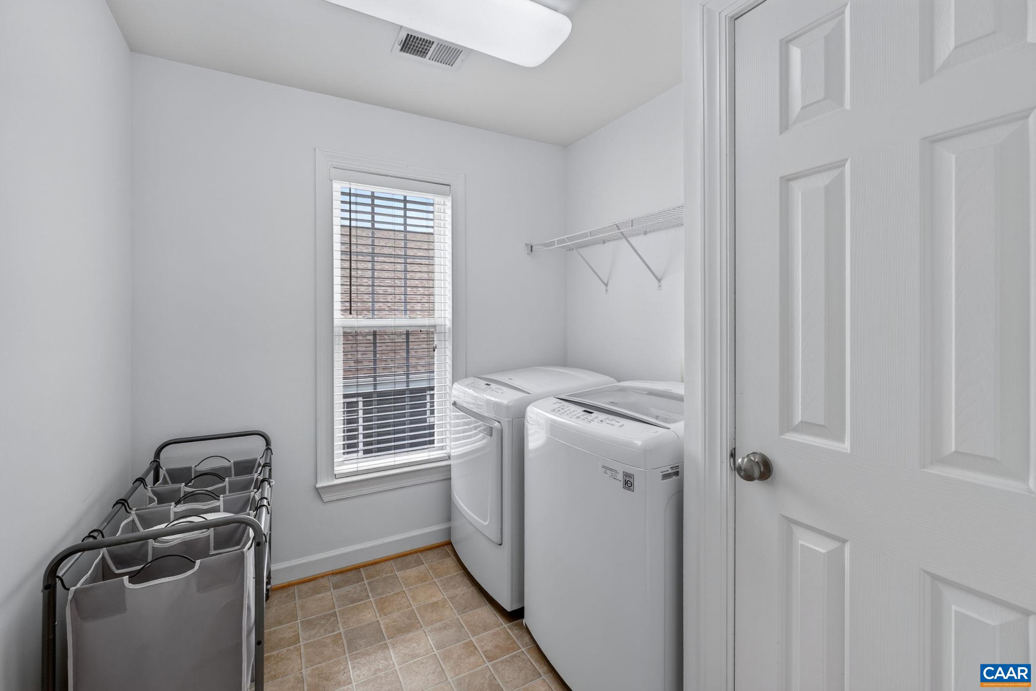 97 LAKEVIEW CT, ZION CROSSROADS, Virginia 22942, 4 Bedrooms Bedrooms, ,4 BathroomsBathrooms,Residential,97 LAKEVIEW CT,680018 MLS # 680018