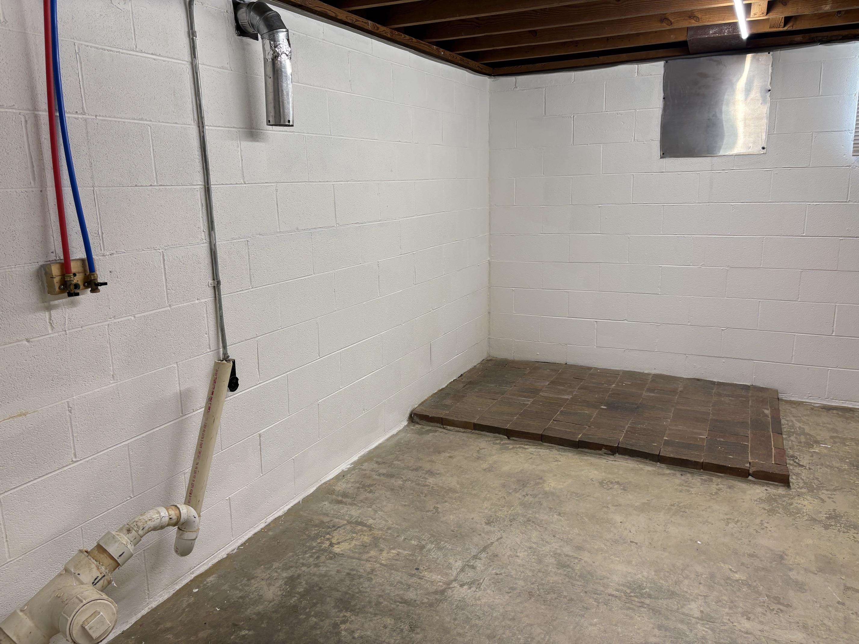 320 SHARON LN, STAUNTON, Virginia 24401, 3 Bedrooms Bedrooms, ,1 BathroomBathrooms,Residential,320 SHARON LN,680026 MLS # 680026 320 SHARON LN, STAUNTON, Virginia 24401, 3 Bedrooms Bedrooms, ,1 BathroomBathrooms,Residential,320 SHARON LN,680026 MLS # 680026
