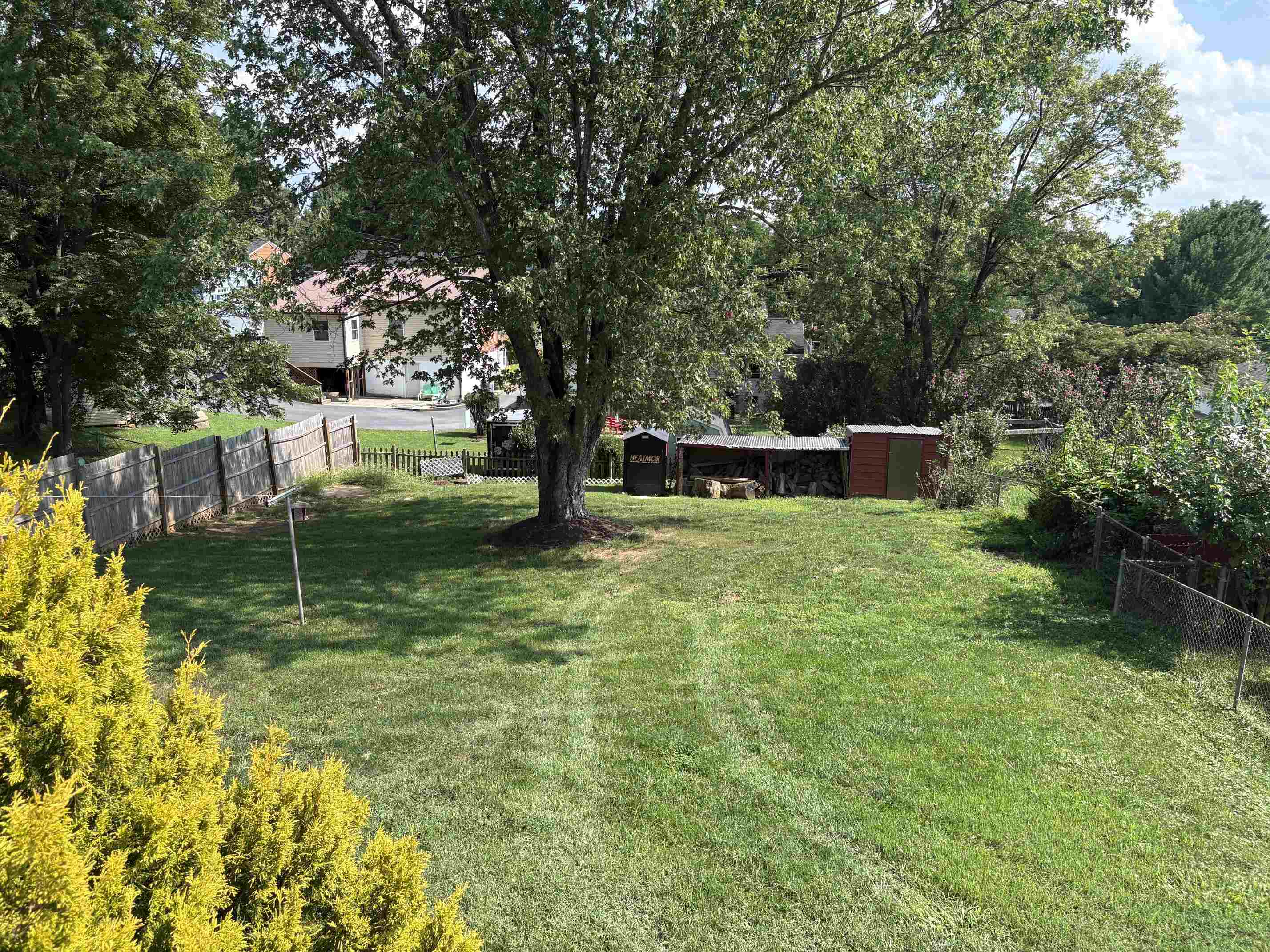 320 SHARON LN, STAUNTON, Virginia 24401, 3 Bedrooms Bedrooms, ,1 BathroomBathrooms,Residential,320 SHARON LN,680026 MLS # 680026 320 SHARON LN, STAUNTON, Virginia 24401, 3 Bedrooms Bedrooms, ,1 BathroomBathrooms,Residential,320 SHARON LN,680026 MLS # 680026