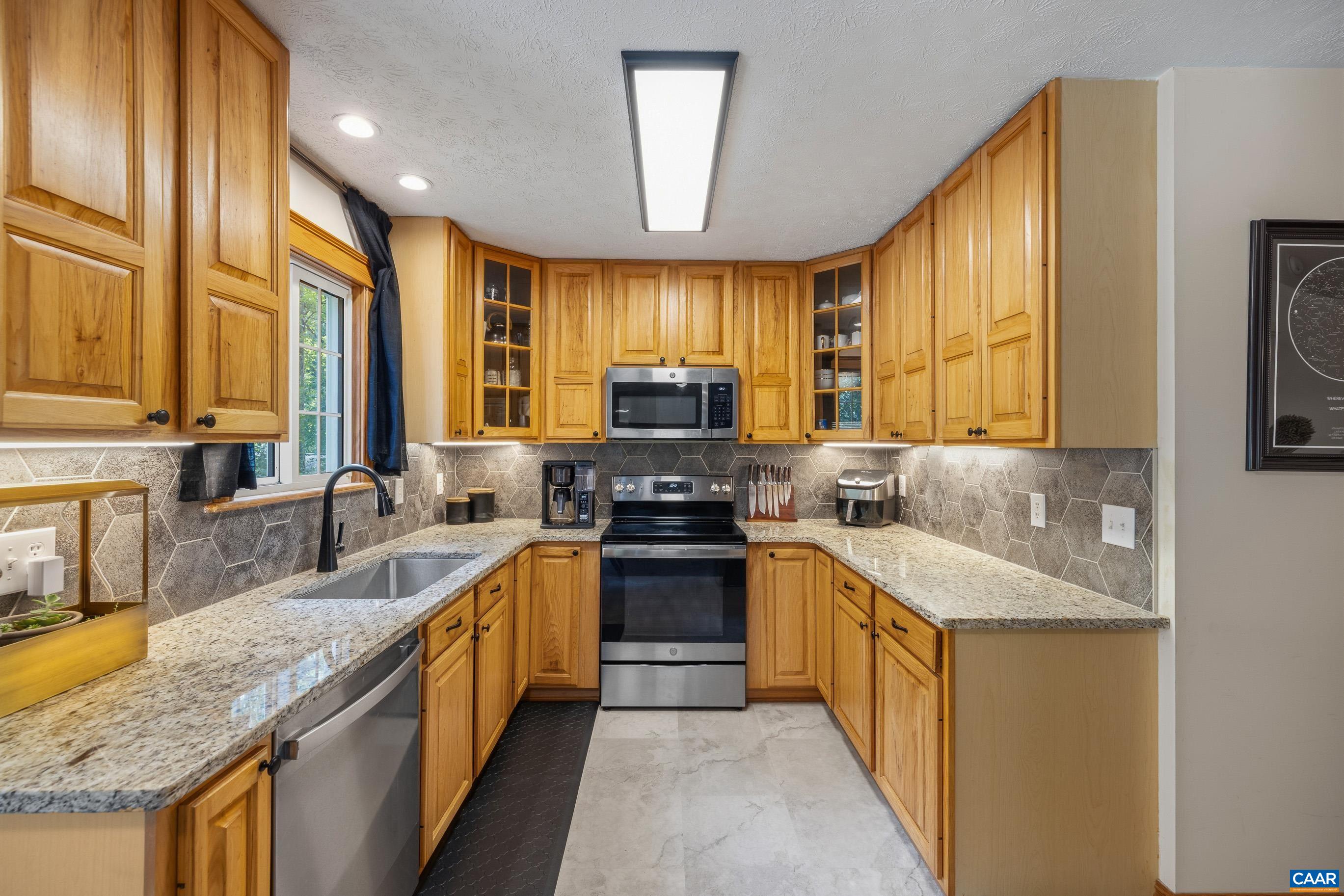 18 SEMINOLE TRL, PALMYRA, Virginia 22963, 3 Bedrooms Bedrooms, ,2 BathroomsBathrooms,Residential,18 SEMINOLE TRL,680031 MLS # 680031