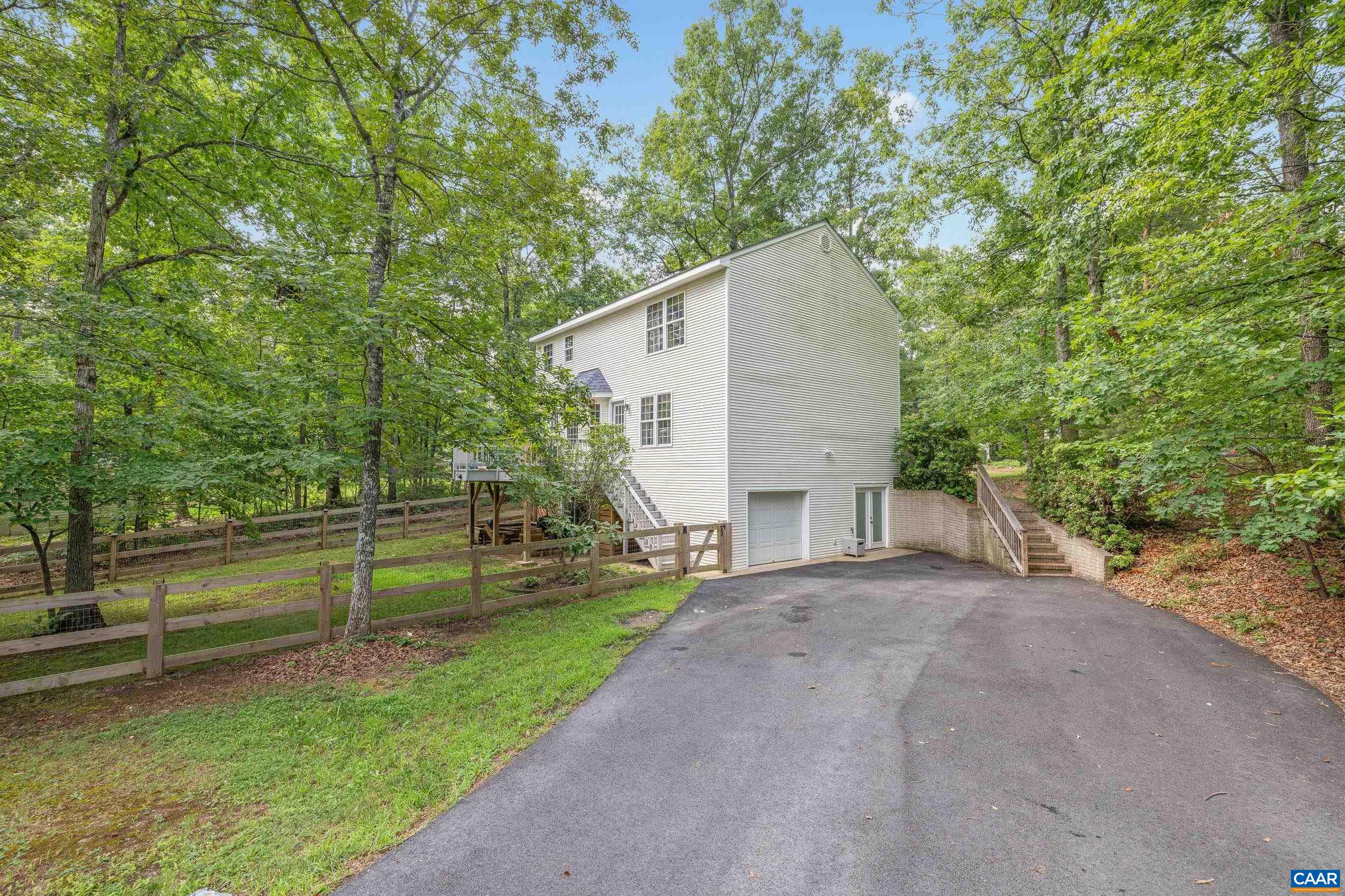 18 SEMINOLE TRL, PALMYRA, Virginia 22963, 3 Bedrooms Bedrooms, ,2 BathroomsBathrooms,Residential,18 SEMINOLE TRL,680031 MLS # 680031