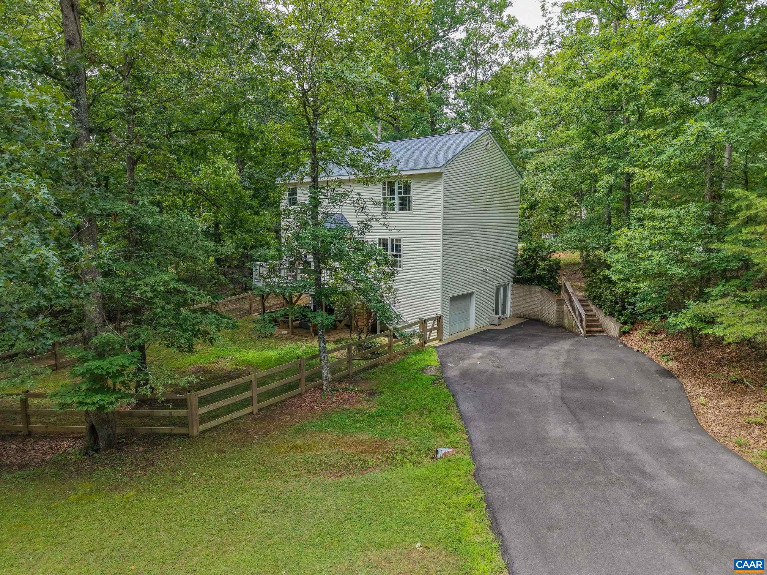 18 SEMINOLE TRL, PALMYRA, Virginia 22963, 3 Bedrooms Bedrooms, ,2 BathroomsBathrooms,Residential,18 SEMINOLE TRL,680031 MLS # 680031