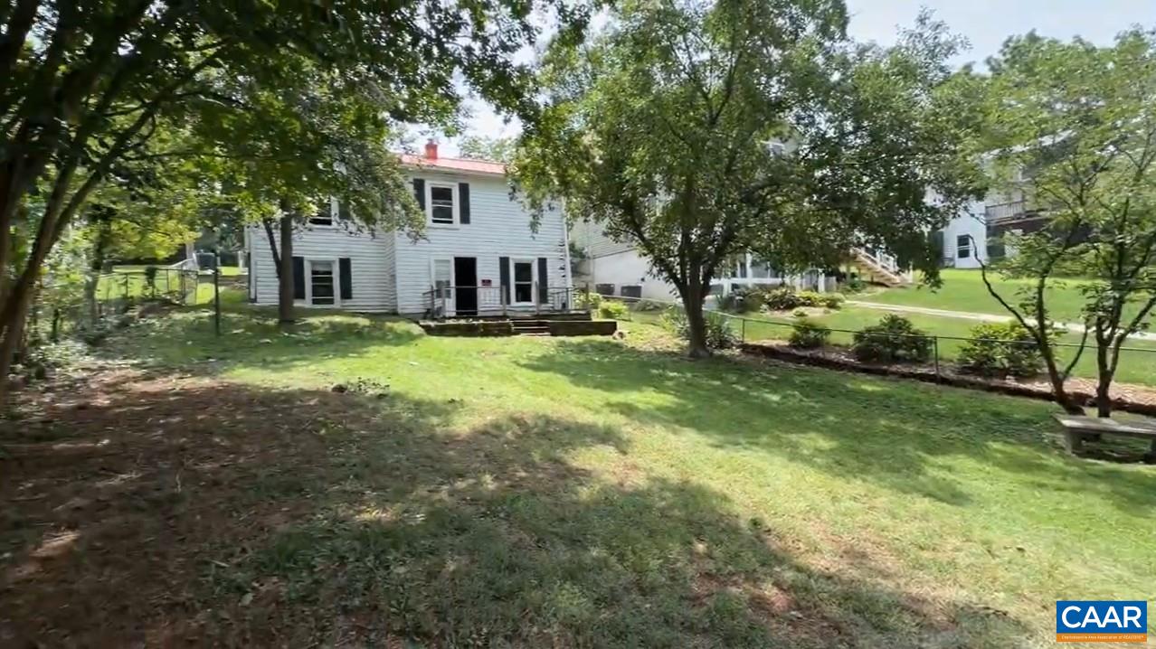 30 LAKE AVE, STAUNTON, Virginia 24401, 3 Bedrooms Bedrooms, ,1 BathroomBathrooms,Residential,30 LAKE AVE,679611 MLS # 679611 30 LAKE AVE, STAUNTON, Virginia 24401, 3 Bedrooms Bedrooms, ,1 BathroomBathrooms,Residential,30 LAKE AVE,679611 MLS # 679611