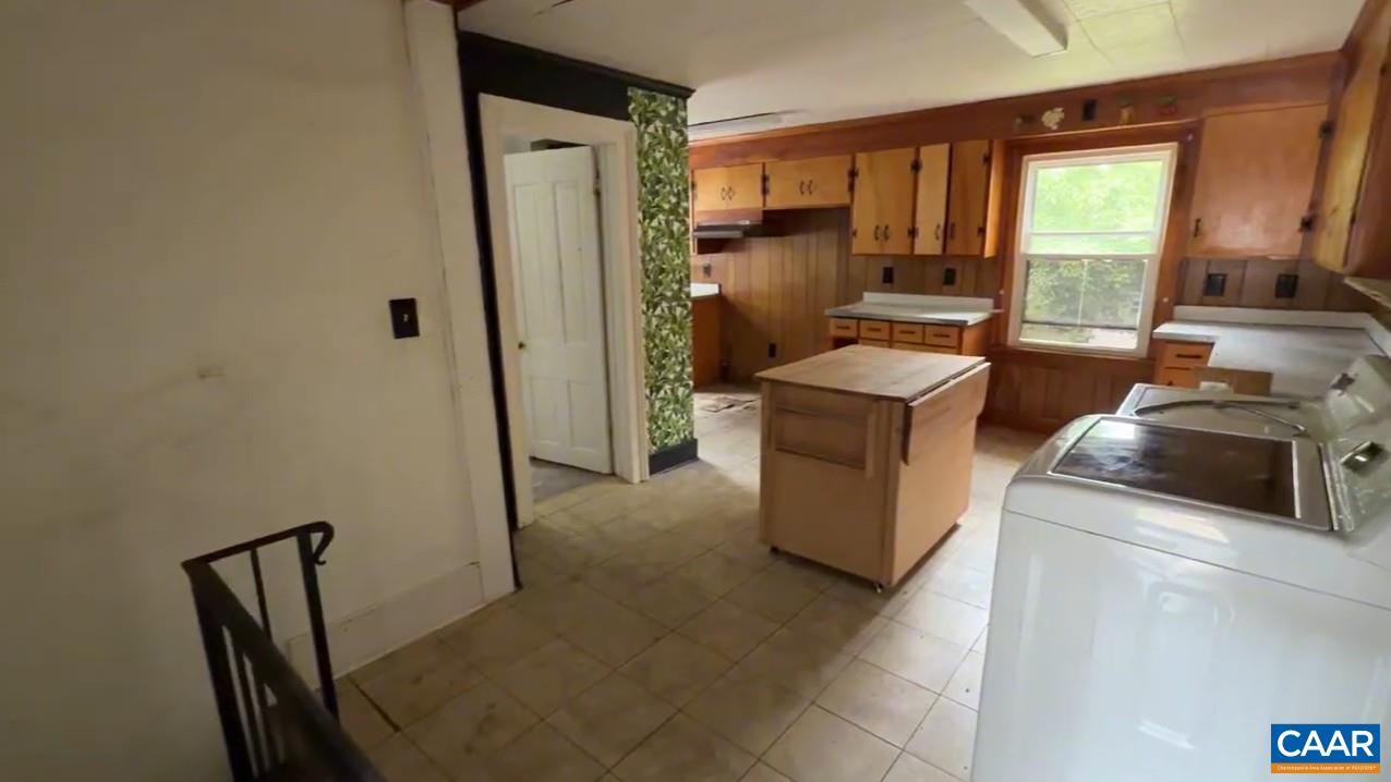 30 LAKE AVE, STAUNTON, Virginia 24401, 3 Bedrooms Bedrooms, ,1 BathroomBathrooms,Residential,30 LAKE AVE,679611 MLS # 679611 30 LAKE AVE, STAUNTON, Virginia 24401, 3 Bedrooms Bedrooms, ,1 BathroomBathrooms,Residential,30 LAKE AVE,679611 MLS # 679611