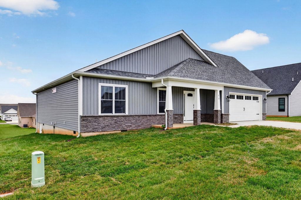 13 STUART JAMES CT, WAYNESBORO, Virginia 22980, 3 Bedrooms Bedrooms, ,2 BathroomsBathrooms,Residential,13 STUART JAMES CT,680038 MLS # 680038 13 STUART JAMES CT, WAYNESBORO, Virginia 22980, 3 Bedrooms Bedrooms, ,2 BathroomsBathrooms,Residential,13 STUART JAMES CT,680038 MLS # 680038