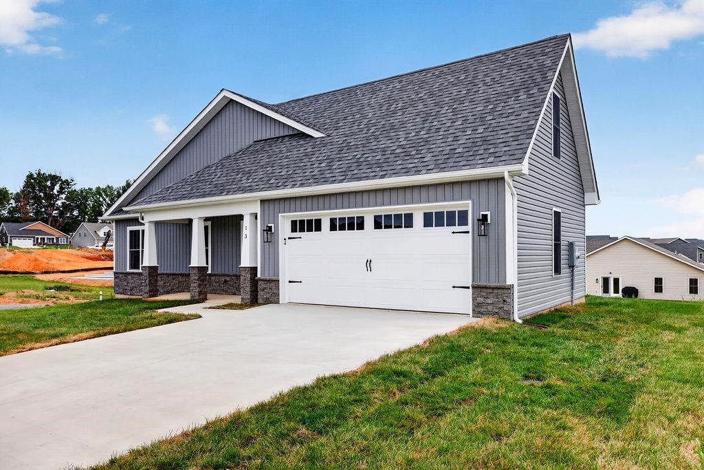 13 STUART JAMES CT, WAYNESBORO, Virginia 22980, 3 Bedrooms Bedrooms, ,2 BathroomsBathrooms,Residential,13 STUART JAMES CT,680038 MLS # 680038 13 STUART JAMES CT, WAYNESBORO, Virginia 22980, 3 Bedrooms Bedrooms, ,2 BathroomsBathrooms,Residential,13 STUART JAMES CT,680038 MLS # 680038
