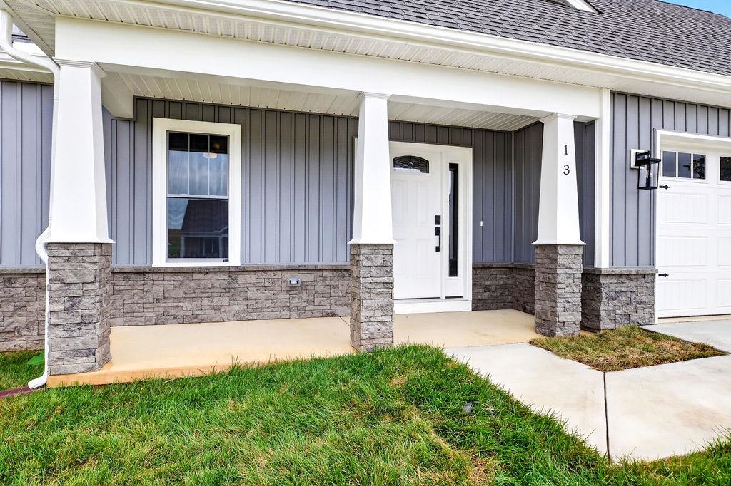13 STUART JAMES CT, WAYNESBORO, Virginia 22980, 3 Bedrooms Bedrooms, ,2 BathroomsBathrooms,Residential,13 STUART JAMES CT,680038 MLS # 680038 13 STUART JAMES CT, WAYNESBORO, Virginia 22980, 3 Bedrooms Bedrooms, ,2 BathroomsBathrooms,Residential,13 STUART JAMES CT,680038 MLS # 680038