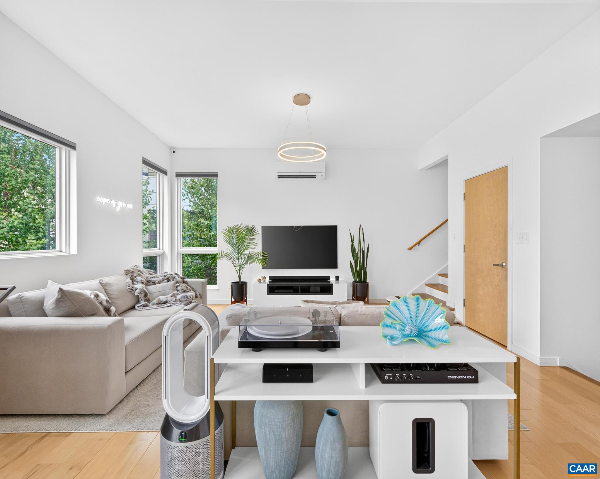 1130 E HIGH ST, CHARLOTTESVILLE, Virginia 22902, 2 Bedrooms Bedrooms, ,2 BathroomsBathrooms,Residential,Eleven:30 Condominiums - Former Model Unit,1130 E HIGH ST,680054 MLS # 680054 1130 E HIGH ST, CHARLOTTESVILLE, Virginia 22902, 2 Bedrooms Bedrooms, ,2 BathroomsBathrooms,Residential,Eleven:30 Condominiums - Former Model Unit,1130 E HIGH ST,680054 MLS # 680054