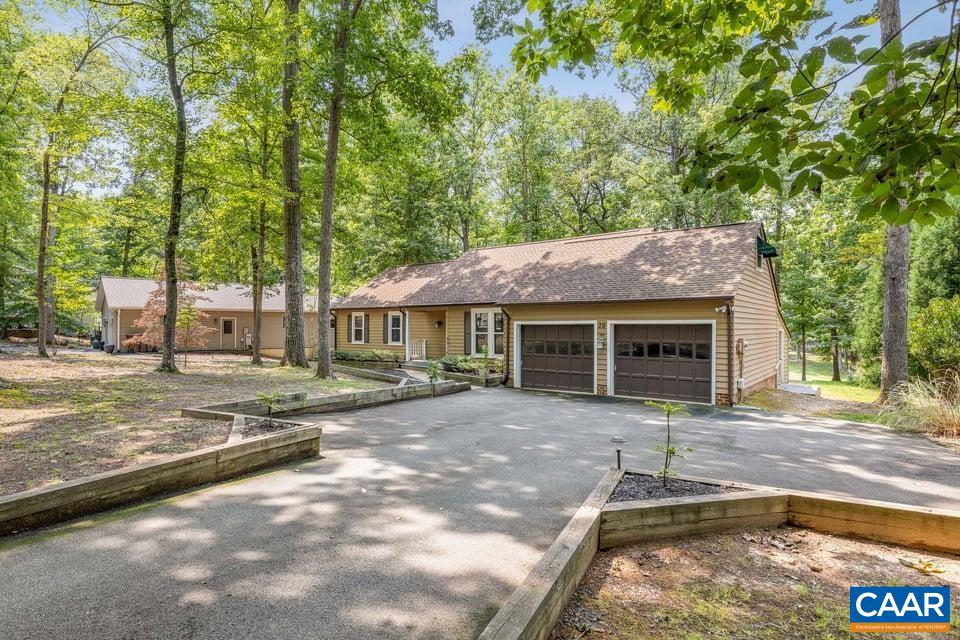 28 OUT OF BOUNDS RD, PALMYRA, Virginia 22963, 3 Bedrooms Bedrooms, ,2 BathroomsBathrooms,Residential,28 OUT OF BOUNDS RD,680056 MLS # 680056