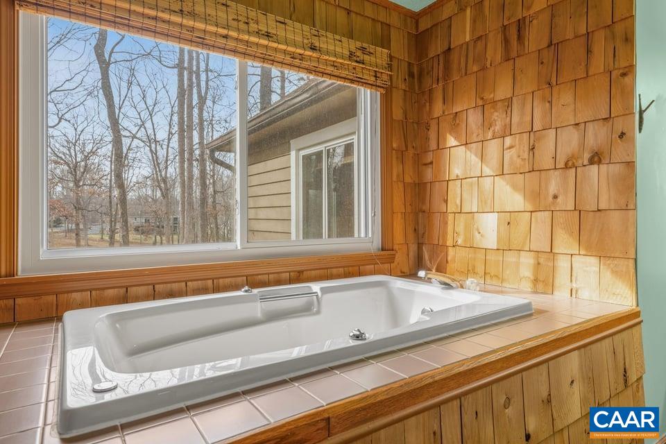 28 OUT OF BOUNDS RD, PALMYRA, Virginia 22963, 3 Bedrooms Bedrooms, ,2 BathroomsBathrooms,Residential,28 OUT OF BOUNDS RD,680056 MLS # 680056