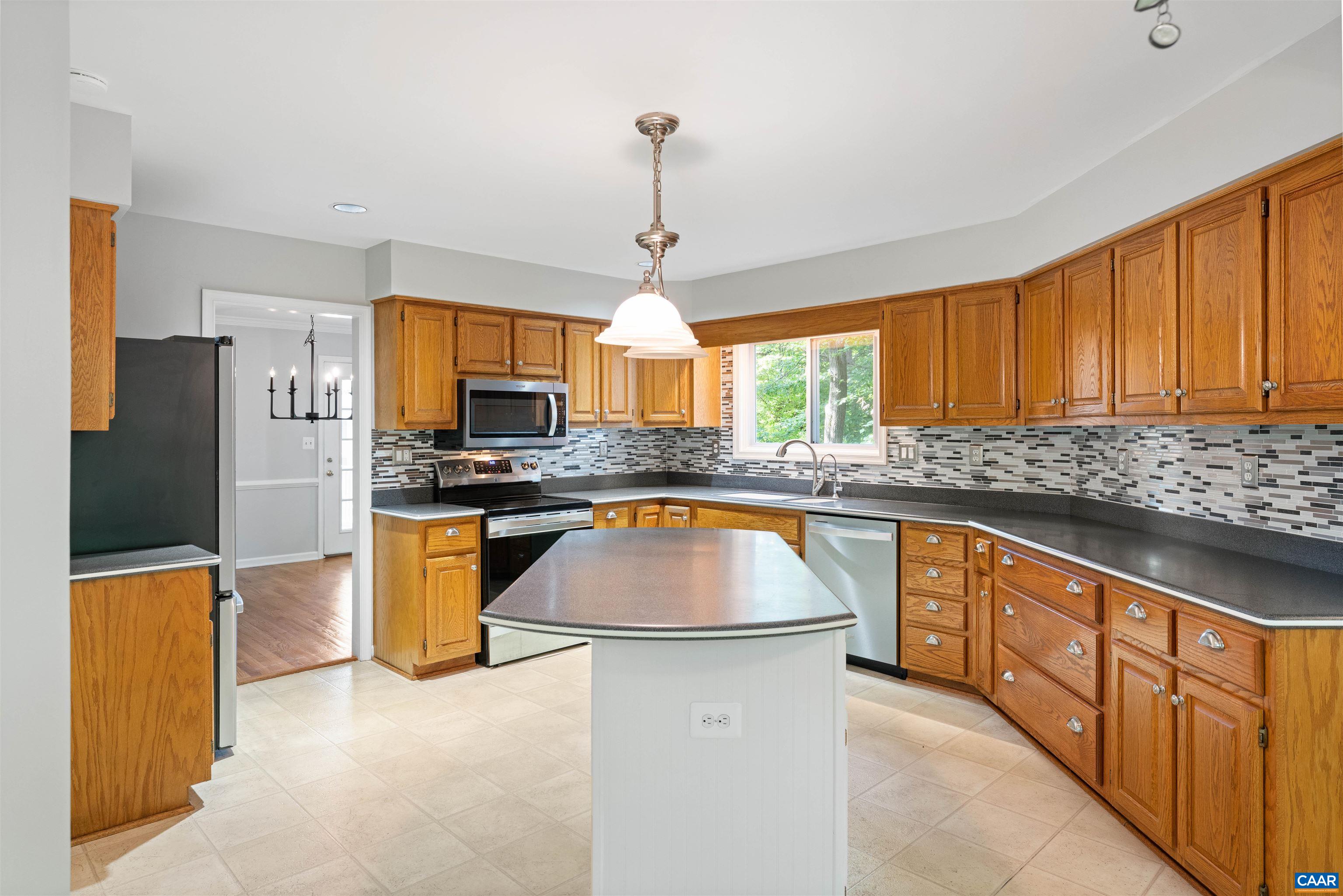 3000 COVE LN, CHARLOTTESVILLE, Virginia 22911, 4 Bedrooms Bedrooms, ,2 BathroomsBathrooms,Residential,3000 COVE LN,680058 MLS # 680058 3000 COVE LN, CHARLOTTESVILLE, Virginia 22911, 4 Bedrooms Bedrooms, ,2 BathroomsBathrooms,Residential,3000 COVE LN,680058 MLS # 680058