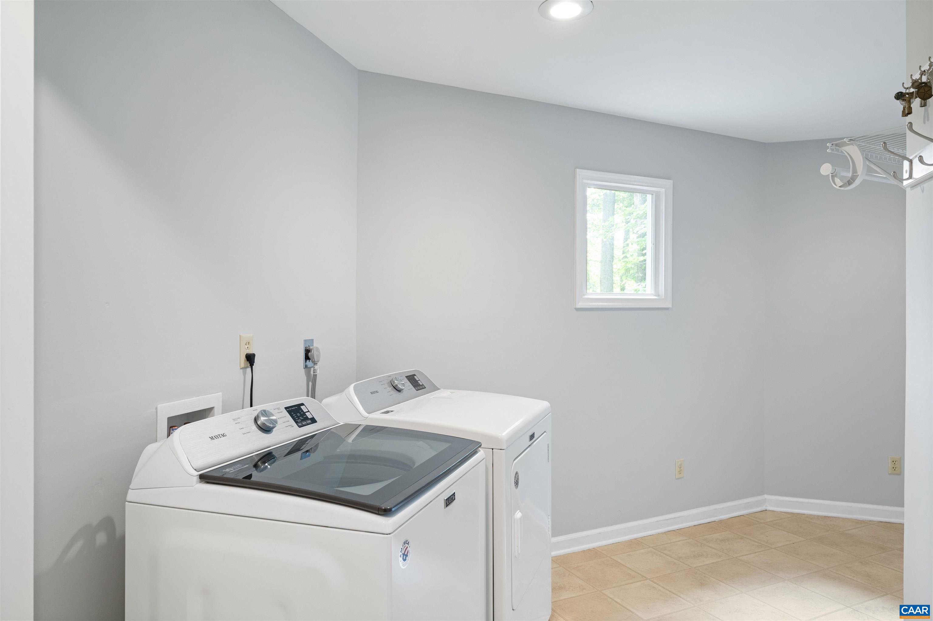 3000 COVE LN, CHARLOTTESVILLE, Virginia 22911, 4 Bedrooms Bedrooms, ,2 BathroomsBathrooms,Residential,3000 COVE LN,680058 MLS # 680058 3000 COVE LN, CHARLOTTESVILLE, Virginia 22911, 4 Bedrooms Bedrooms, ,2 BathroomsBathrooms,Residential,3000 COVE LN,680058 MLS # 680058